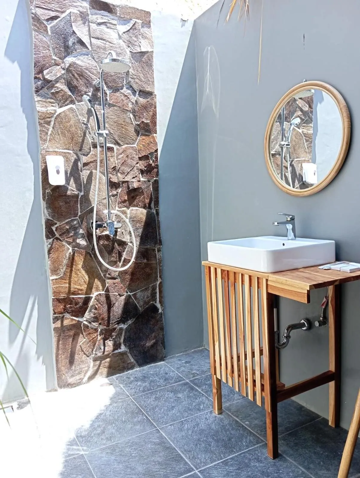 Shower in RaCottage Mandalika