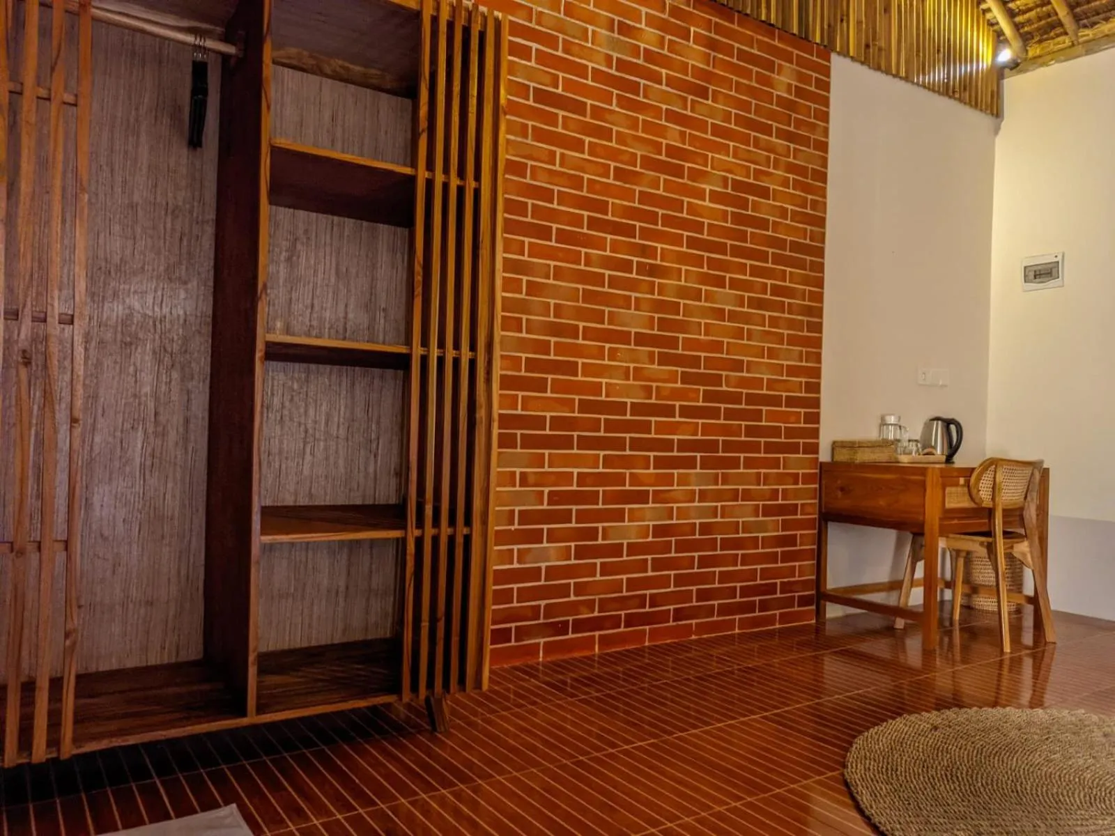 wardrobe in RaCottage Mandalika