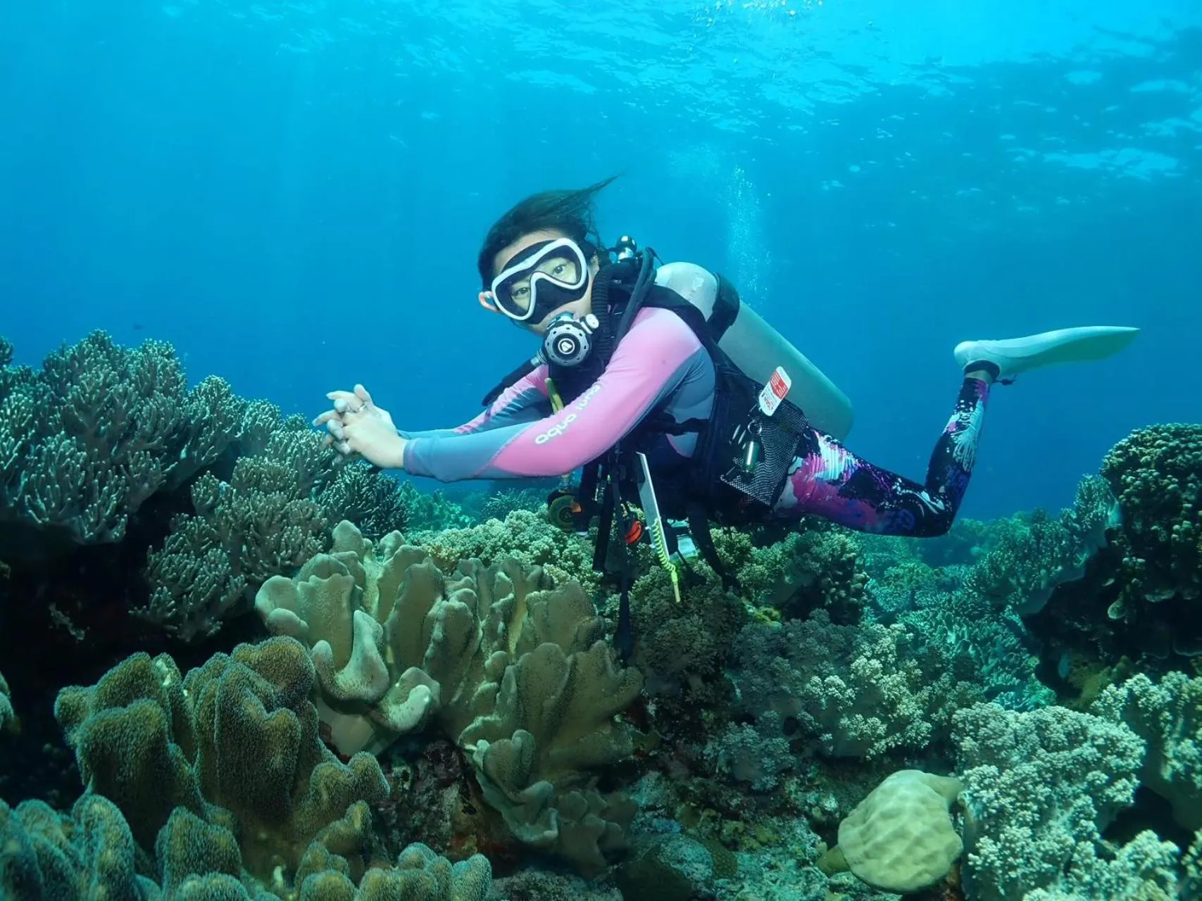 Diving in Oceanism海洋主义潜水度假酒店