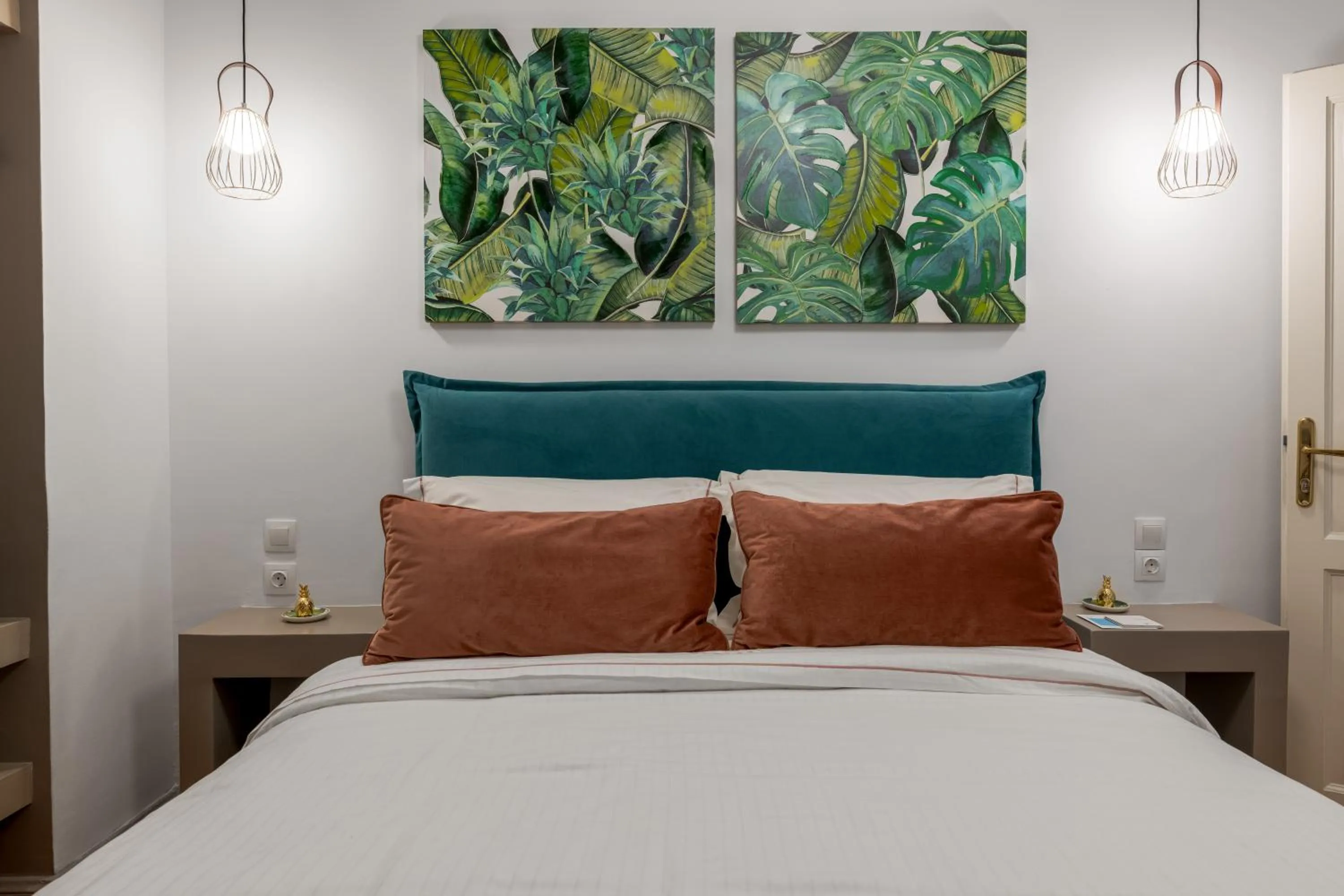 Bed in 2 Mazi Suites