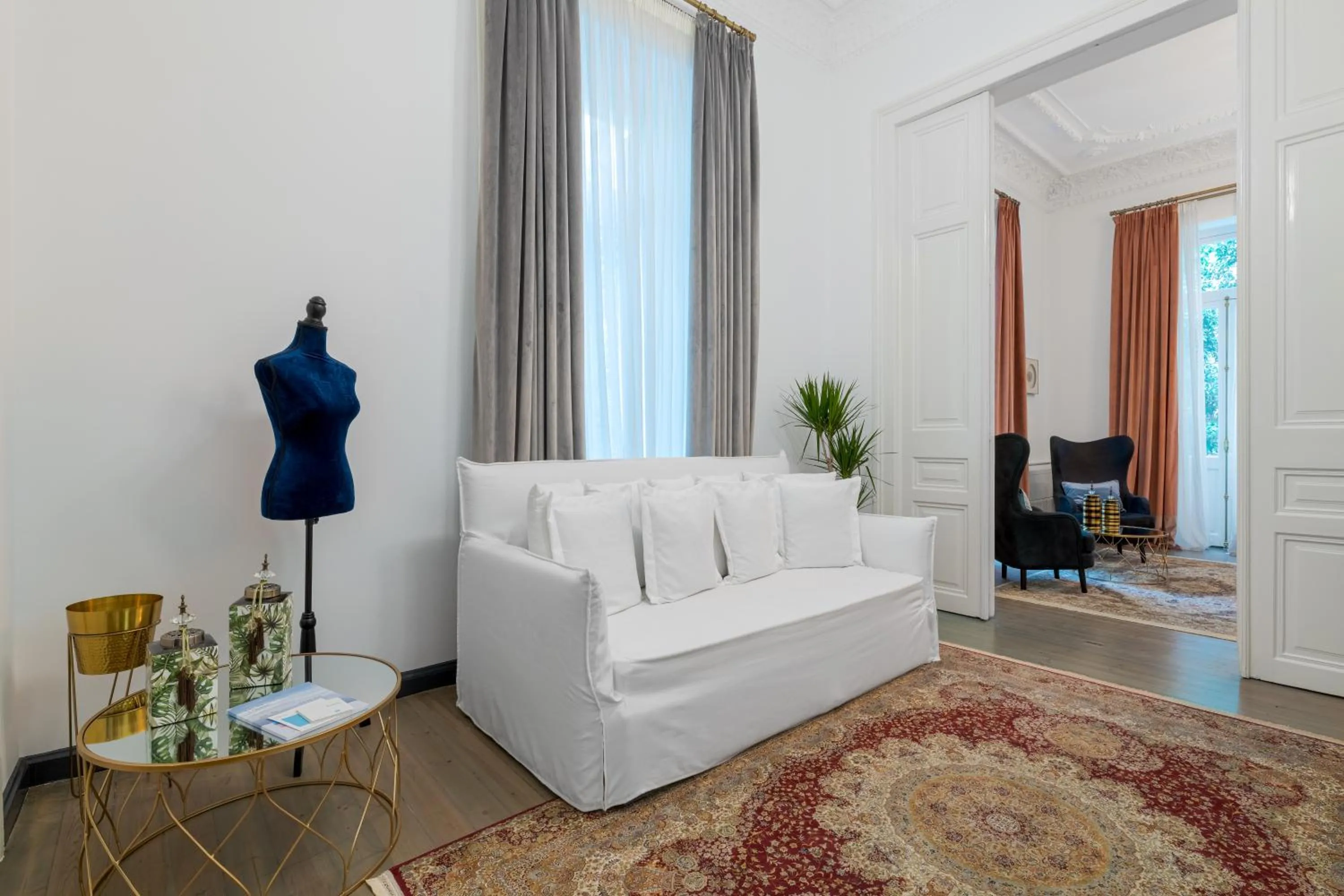 Living room in 2 Mazi Suites