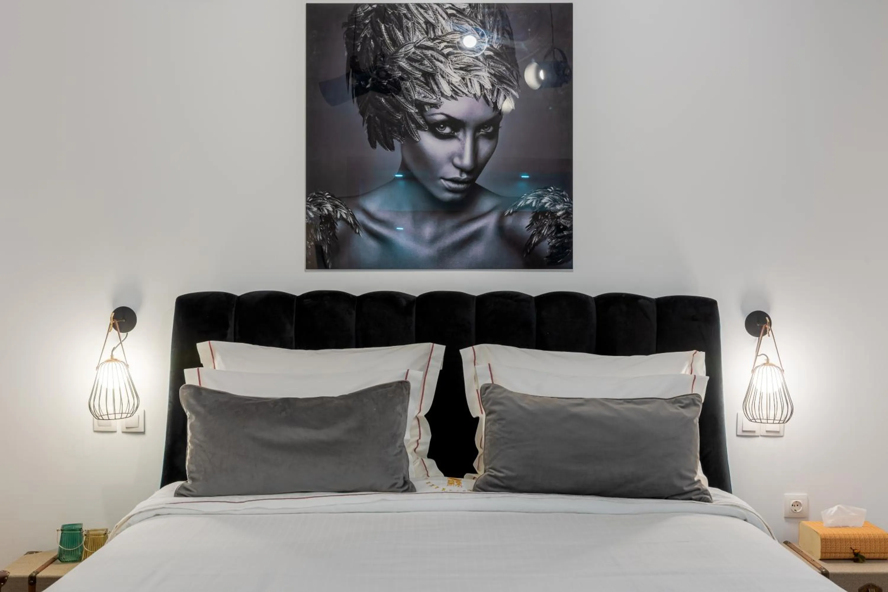 Bed in 2 Mazi Suites