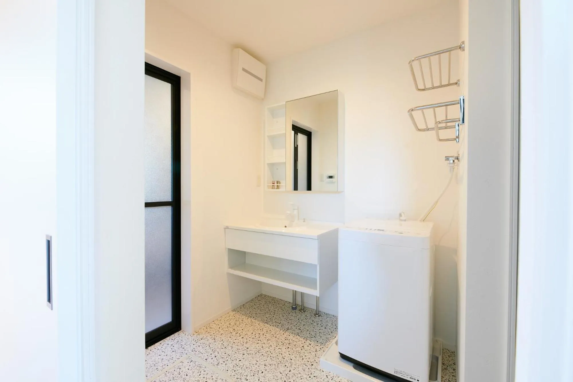 Bathroom in Rush Awaji - Seaside Holiday Home - Self Check-In Only
