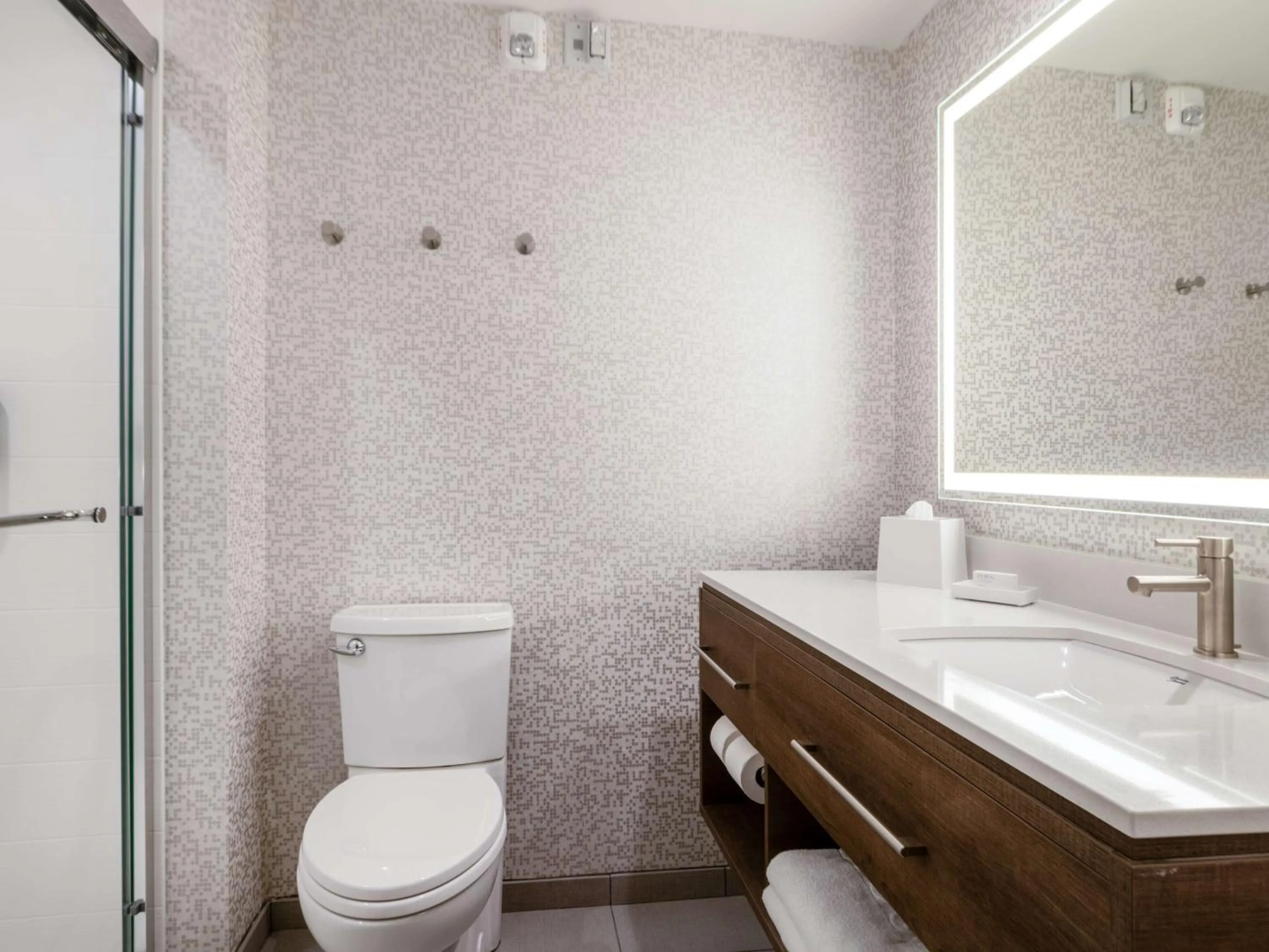 Bathroom in Home2 Suites By Hilton Santa Rosa Beach