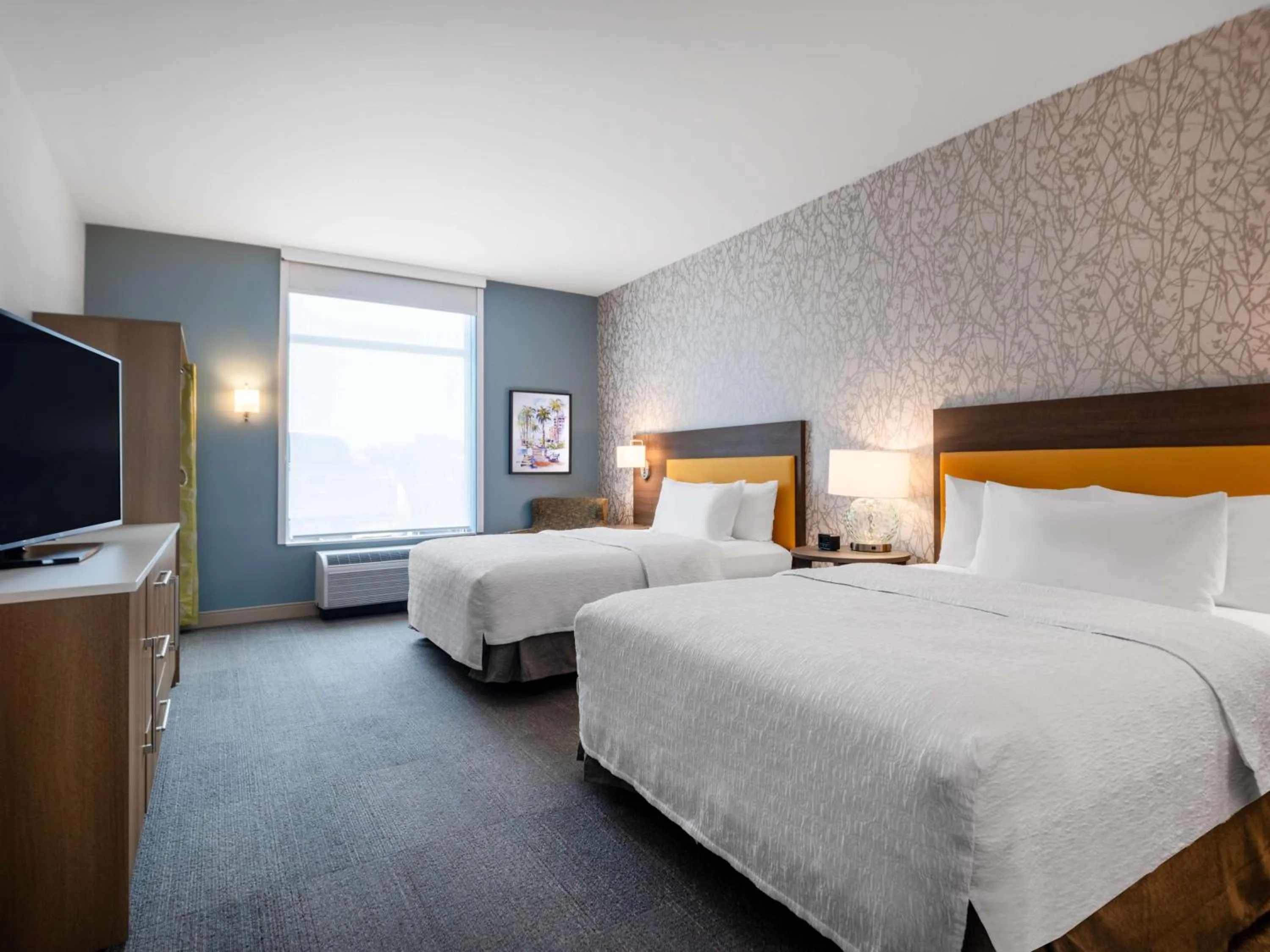 Bed in Home2 Suites By Hilton Santa Rosa Beach