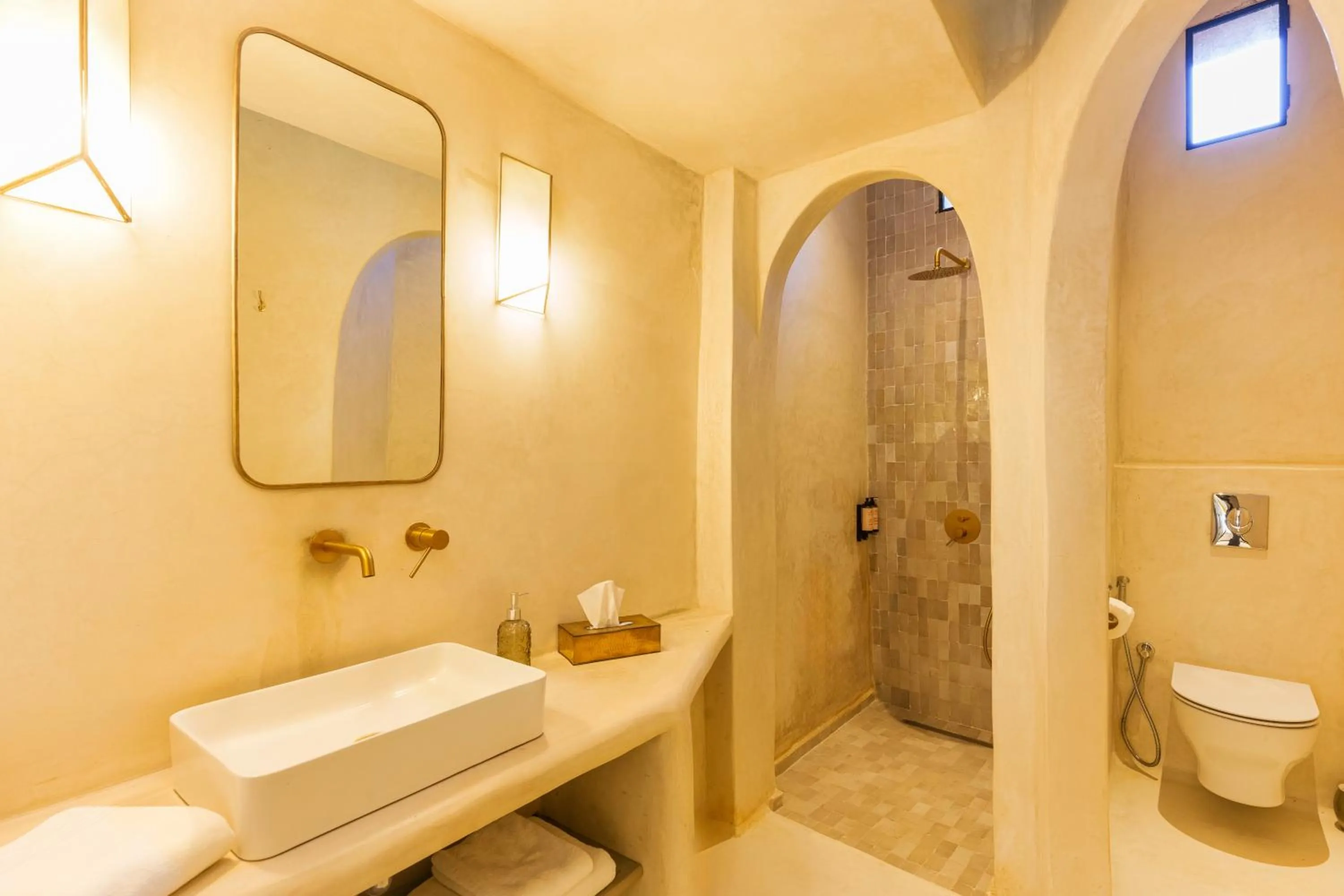 Shower in Riad XO