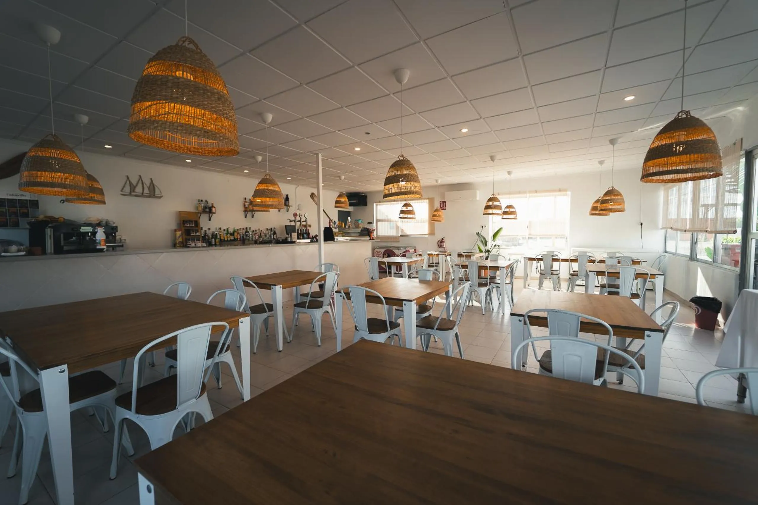 Restaurant/places to eat in HolaCamp Chilches