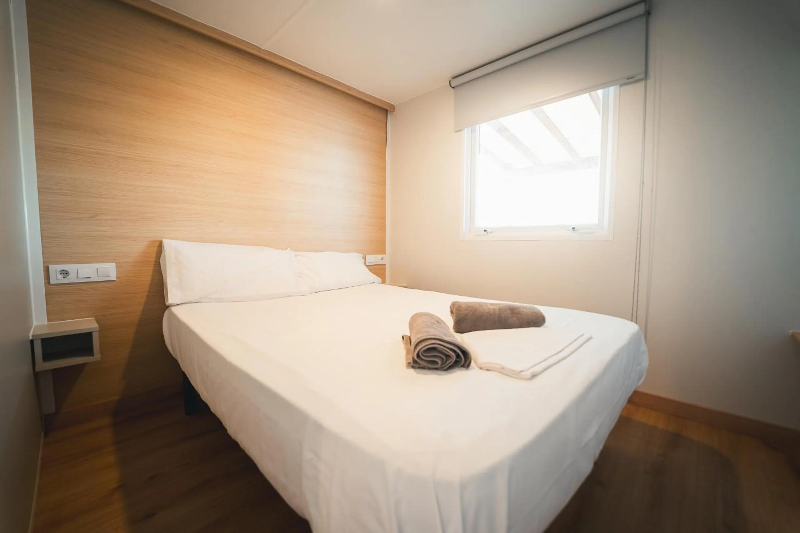 Bedroom, Bed in HolaCamp Chilches