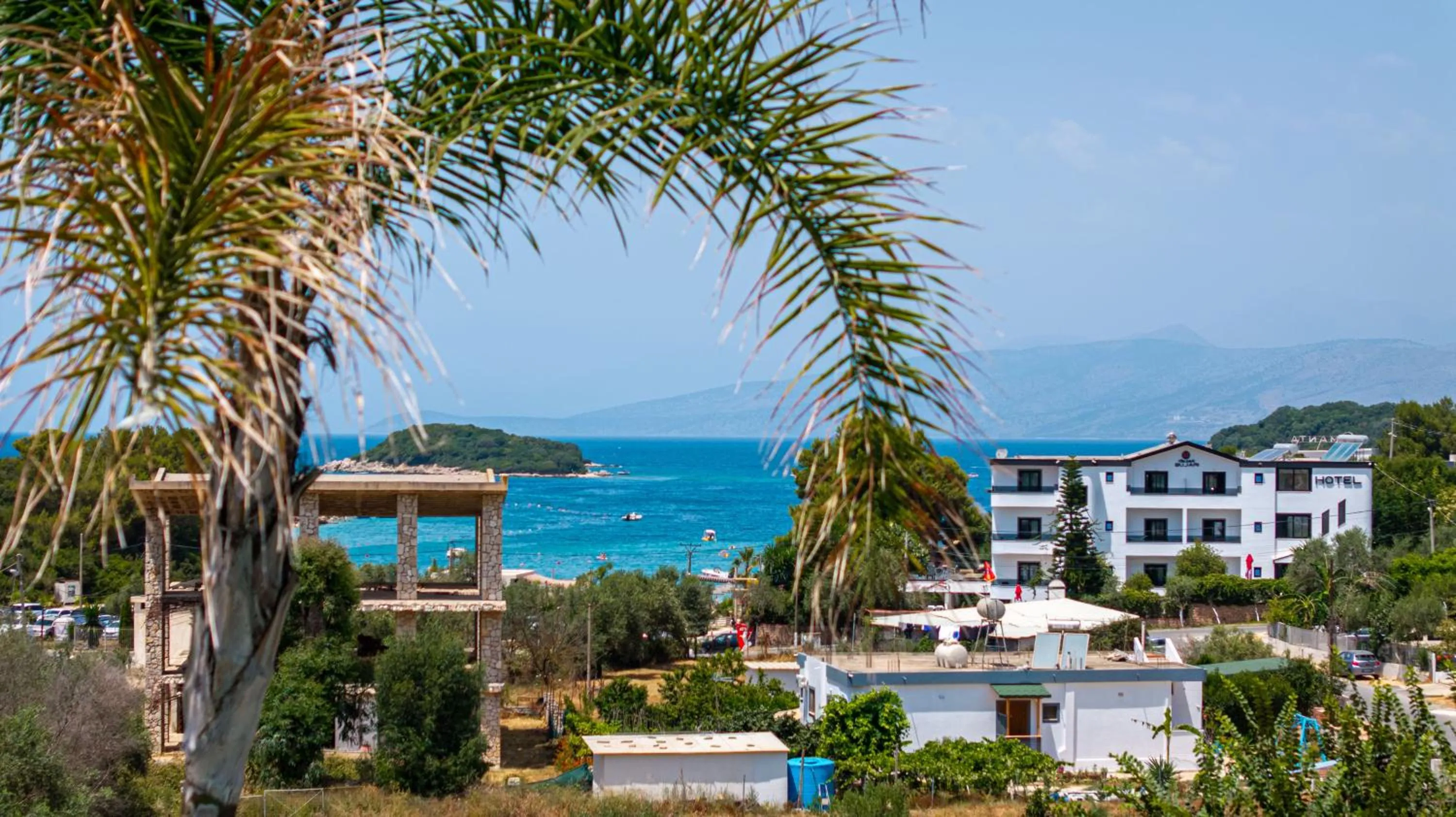 Day in Sunlight Hotel