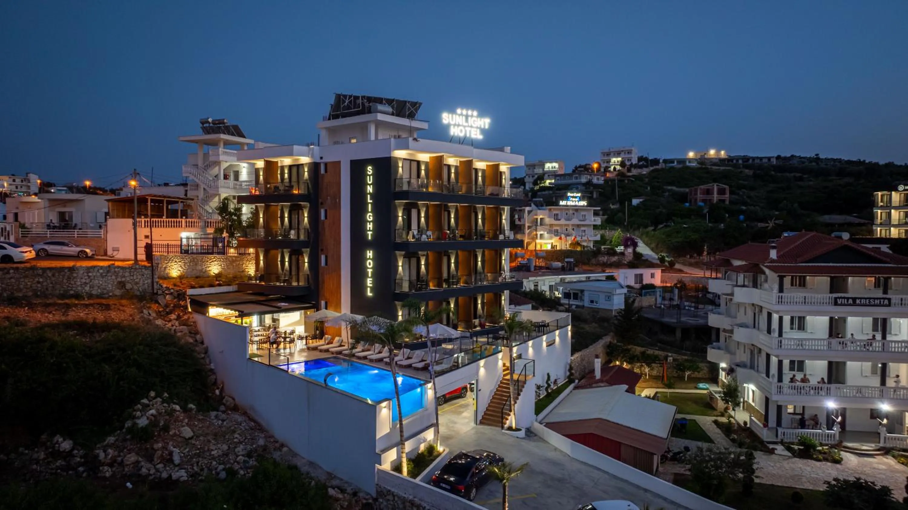 Property building in Sunlight Hotel