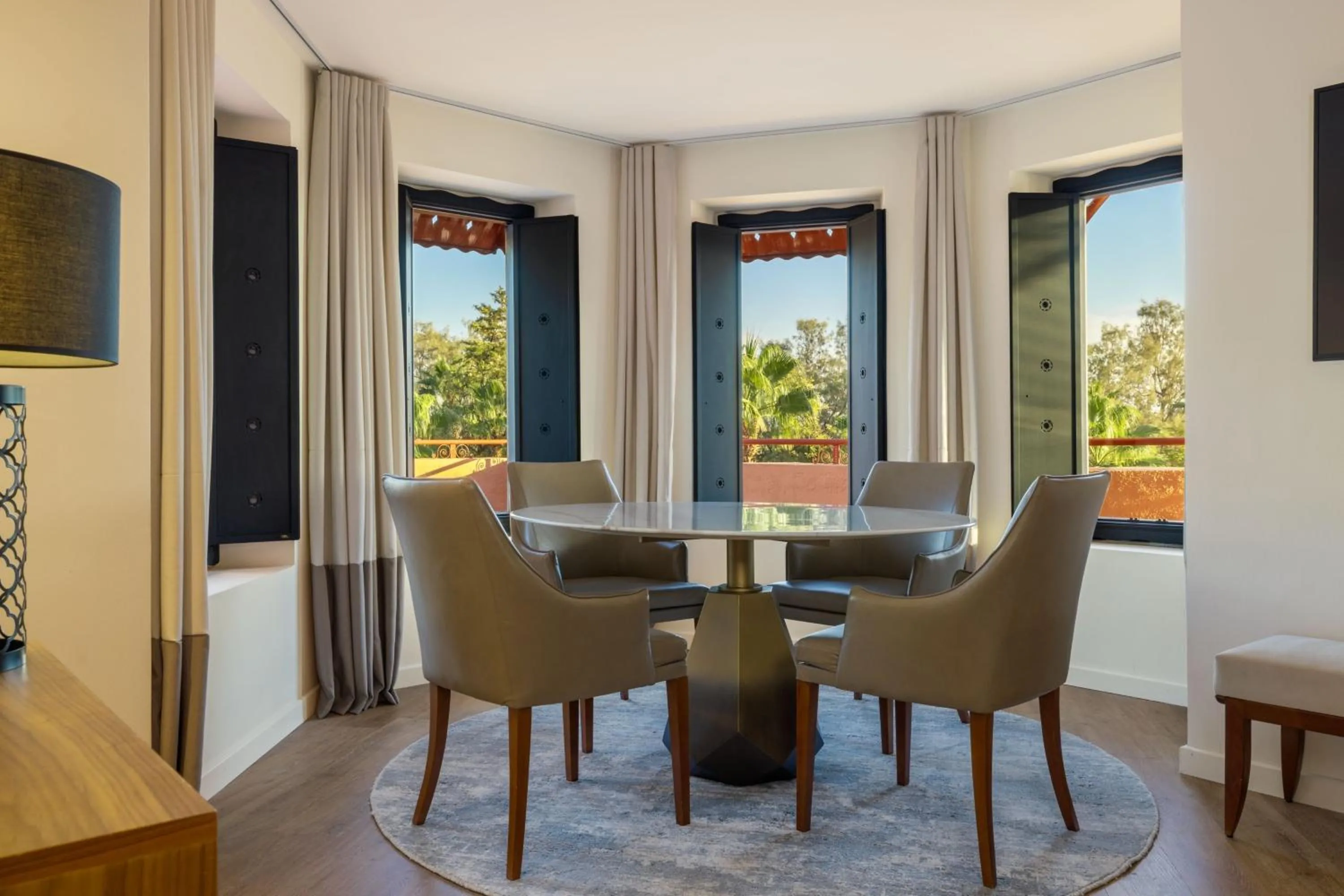 Bedroom in Le Meridien N'fis