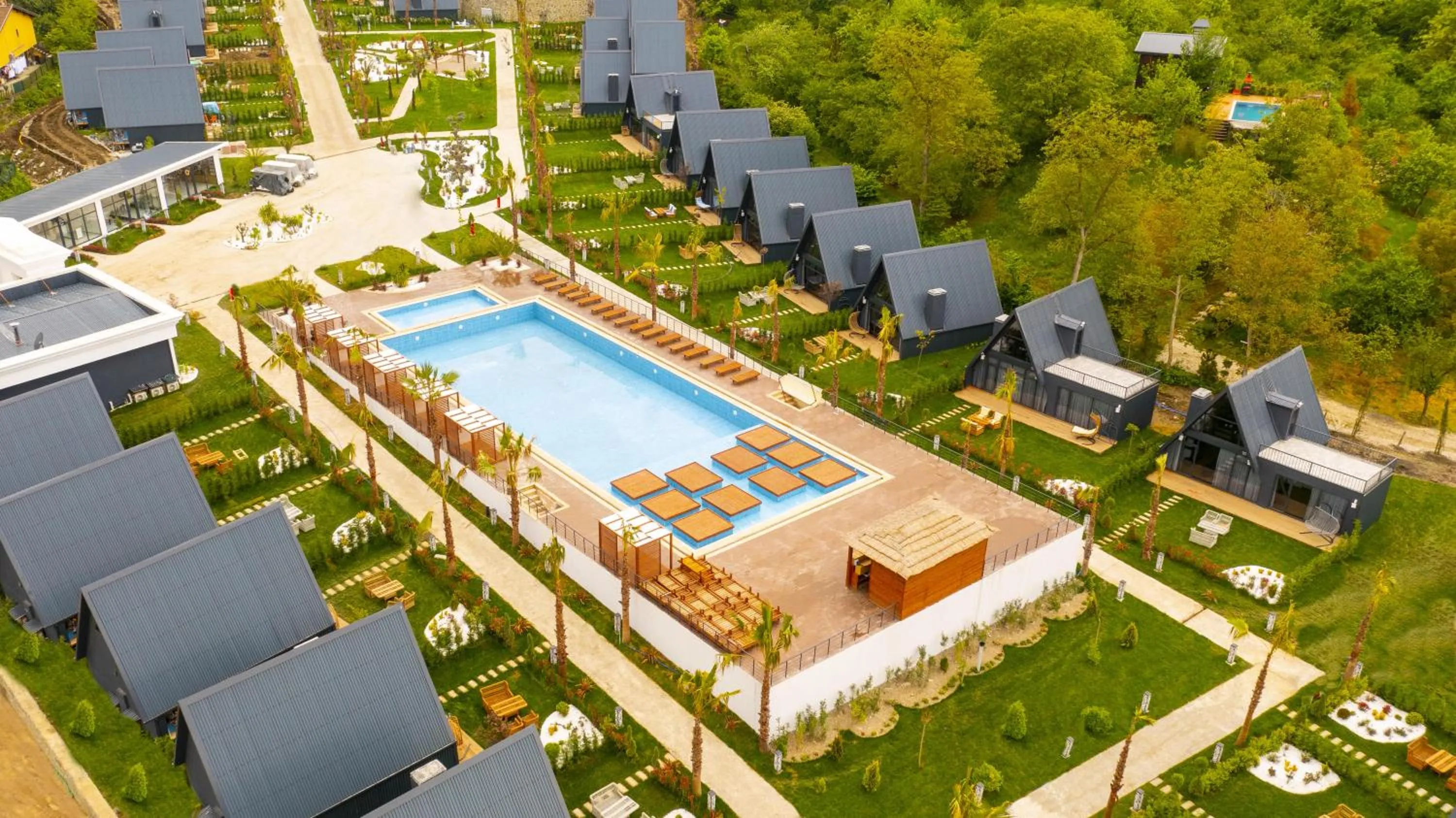 Swimming pool in Ramada Resort By Wyndham Sapanca Thermal