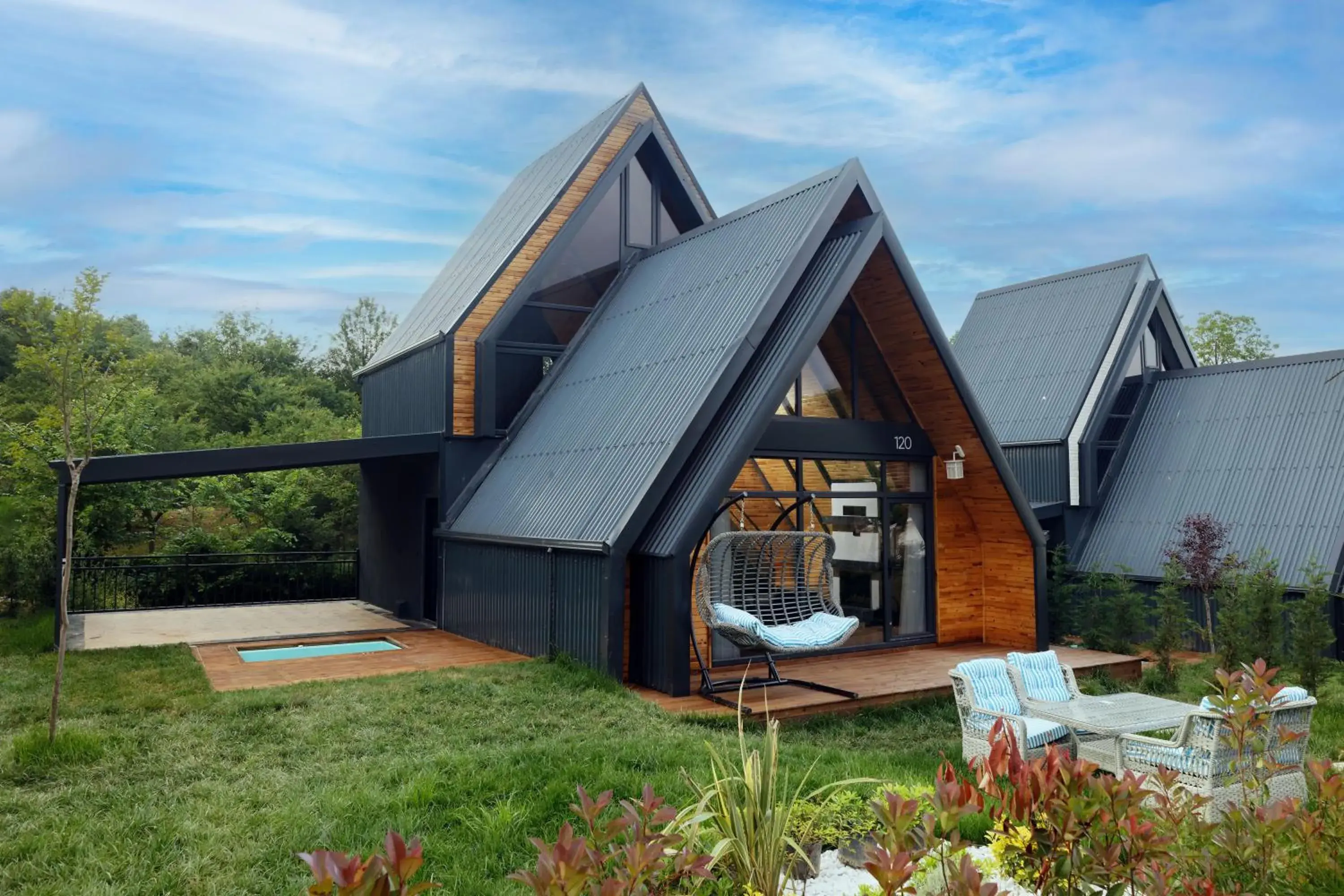 Presidential Suite with Two Thermal Jetted Tubs and Fireplace in Ramada Resort By Wyndham Sapanca Thermal Presidential Suite with Two Thermal Jetted Tubs and Fireplace in Ramada Resort By Wyndham Sapanca Thermal