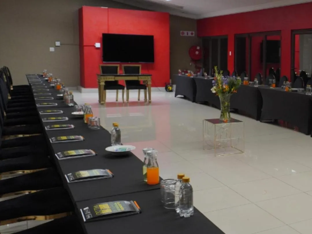 Business facilities in Cradle Mount Hotel