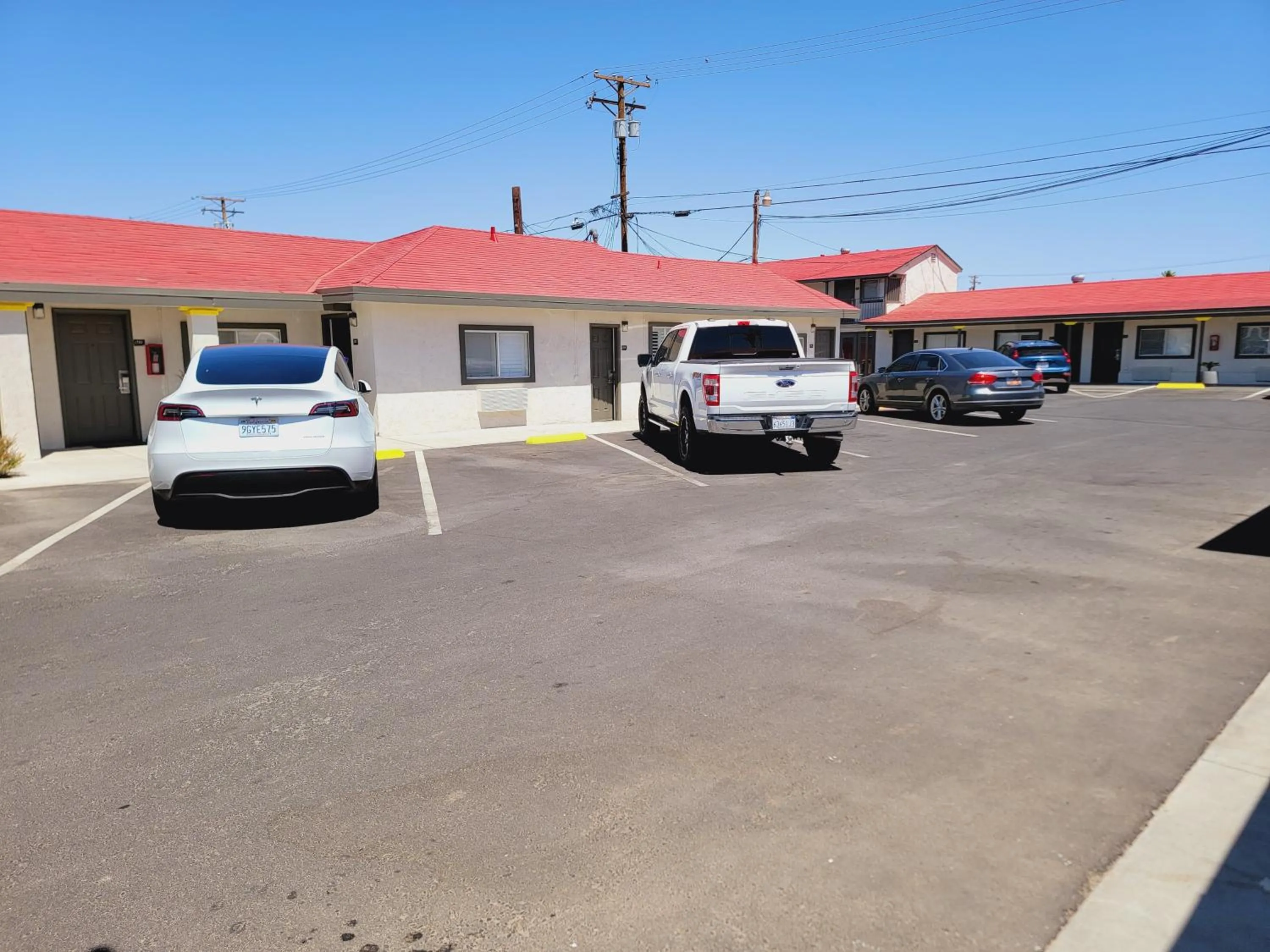 Parking in Super 8 by Wyndham El Centro North
