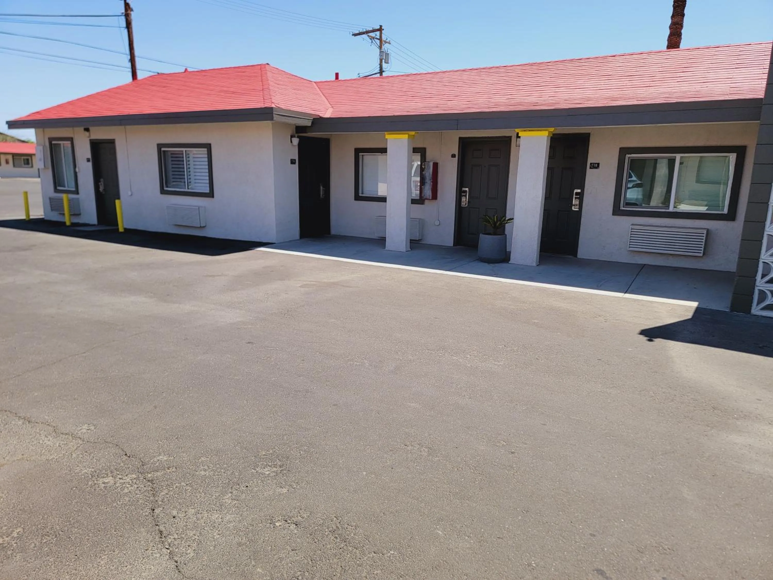 Property building in Super 8 by Wyndham El Centro North
