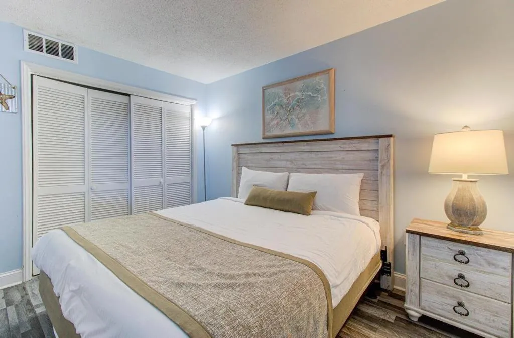 Bedroom, Bed in 0809 Carolina Shores by Atlantic Towers