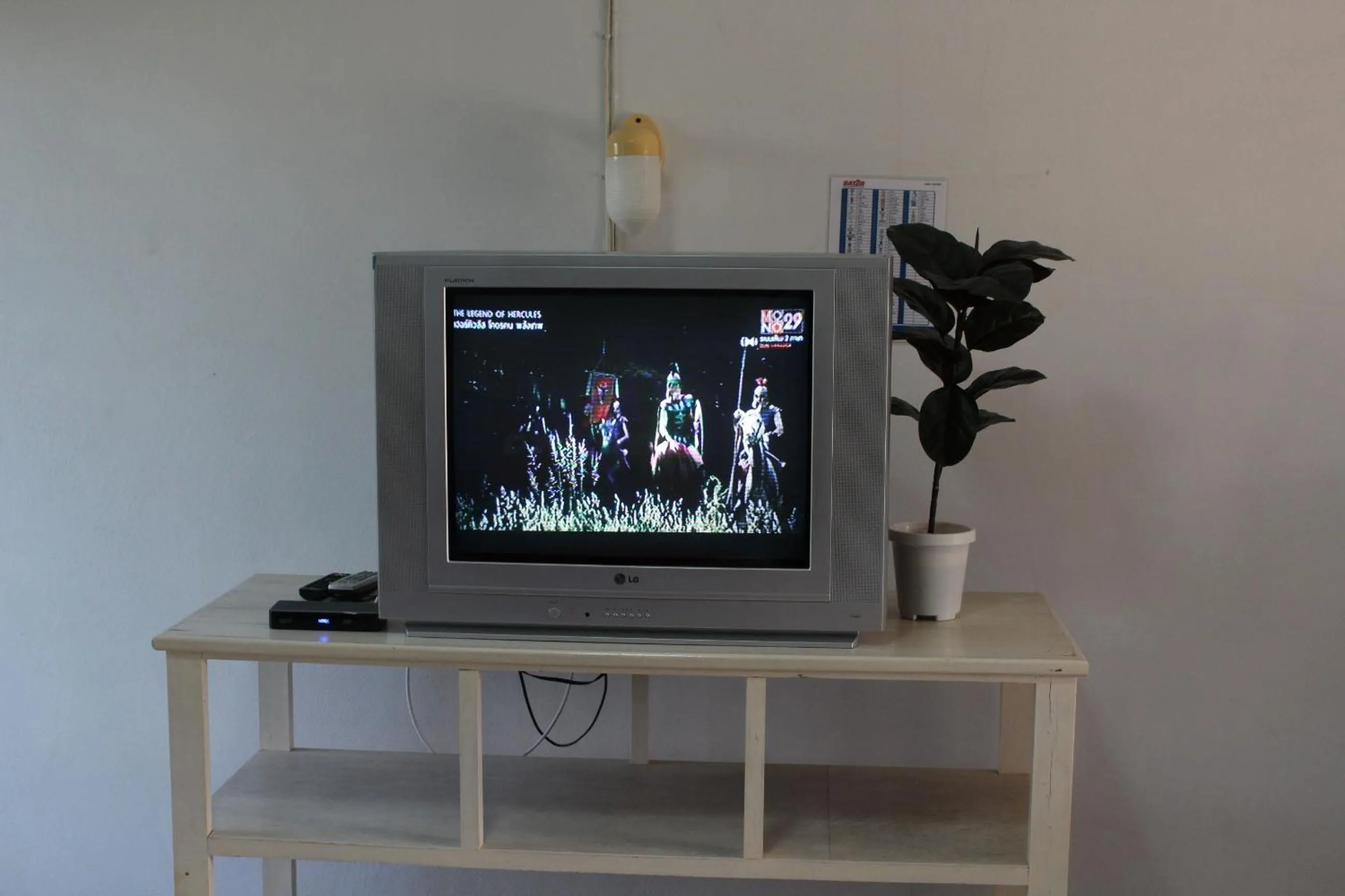 Bedroom in OYO 75420 Howto Hotel