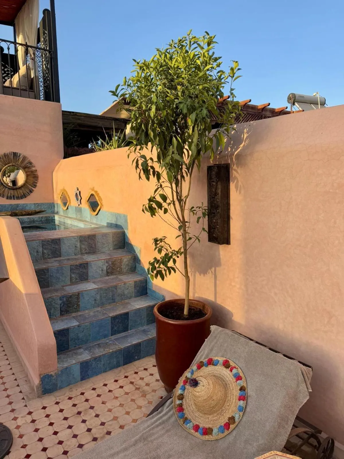 Property building in Riad Ta'achchaqa