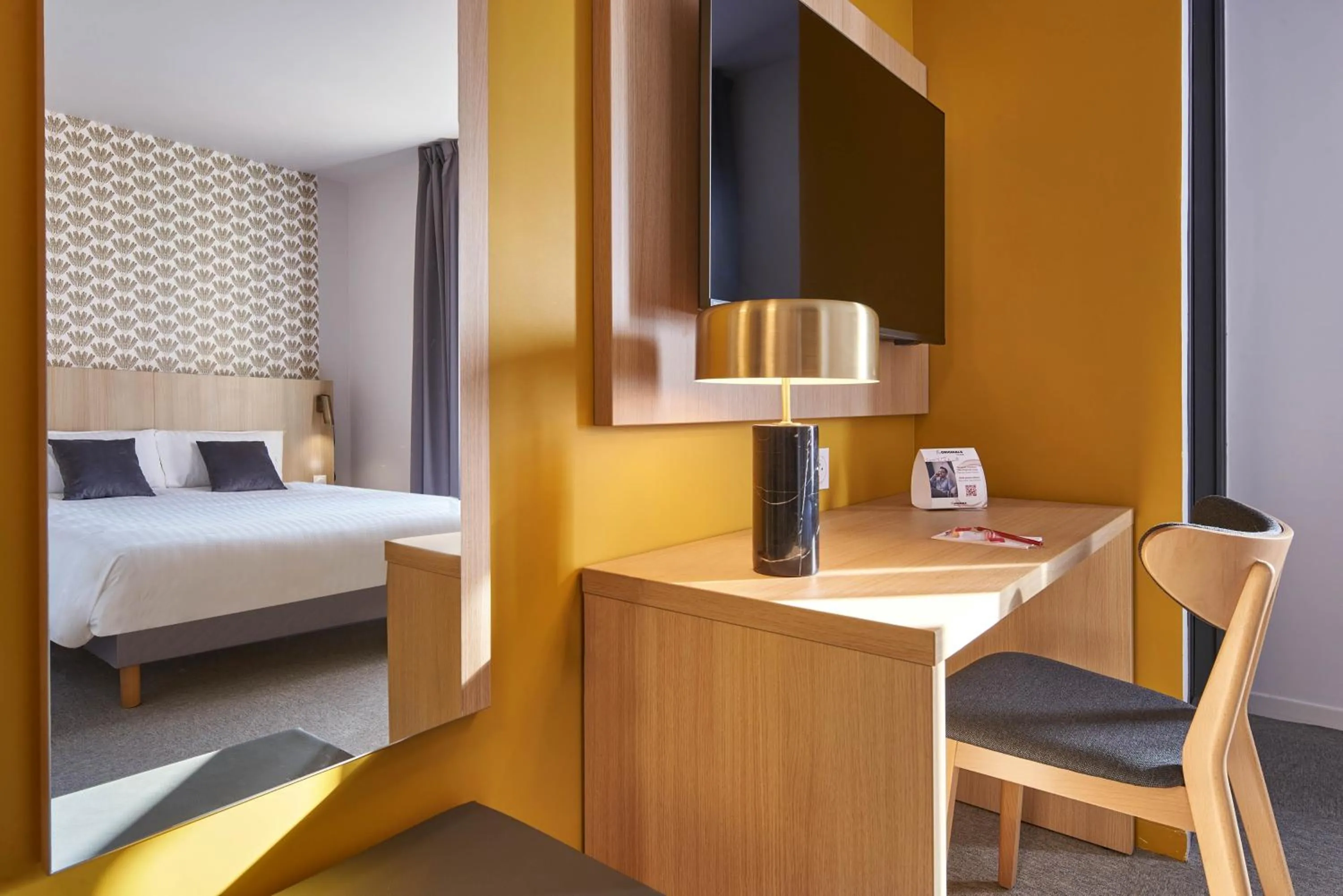 Bed in Originals Boutique, Hôtel Larivaut, Puy-Guillaume