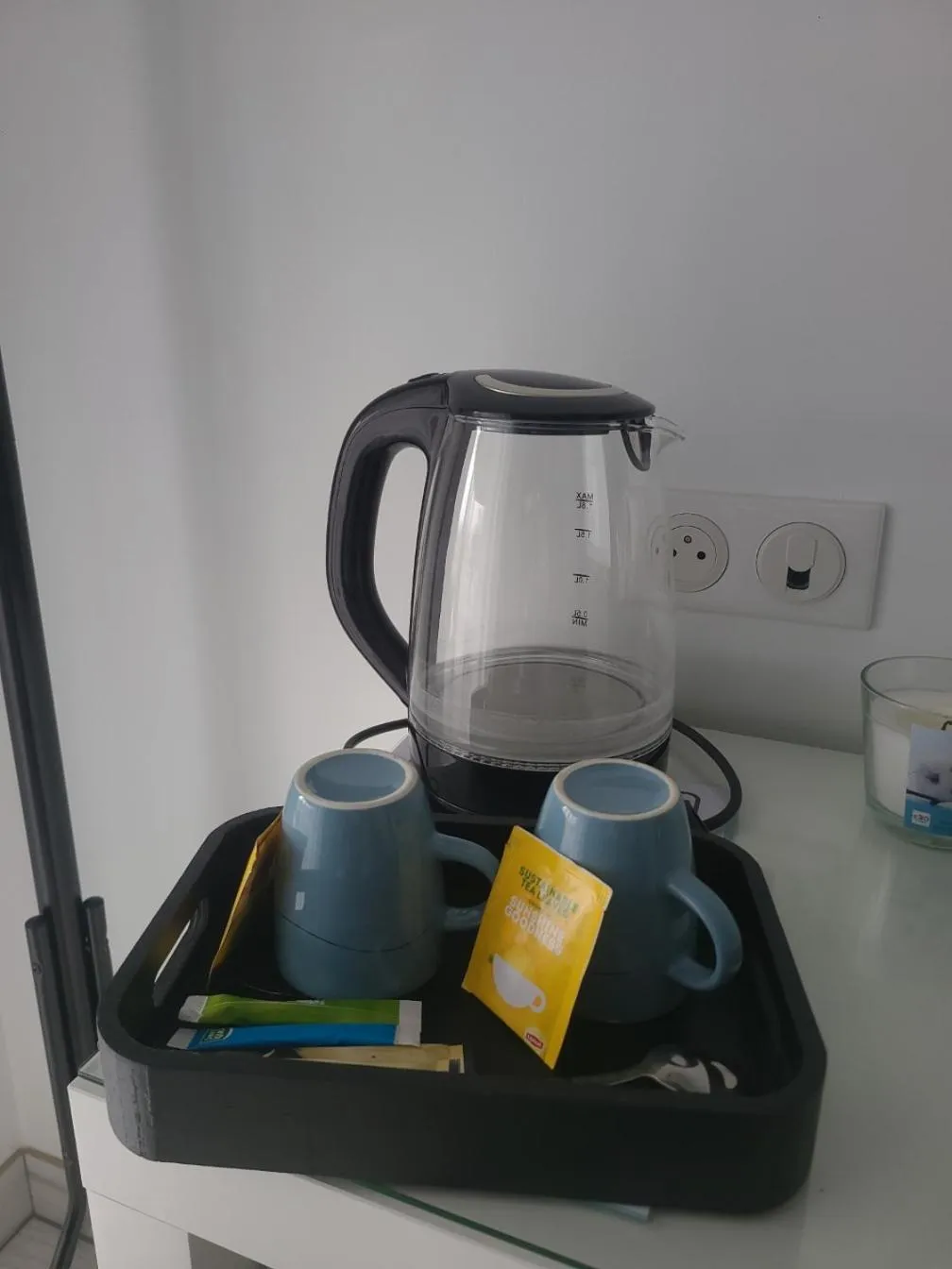 Coffee/tea facilities in L'escale Romanesque