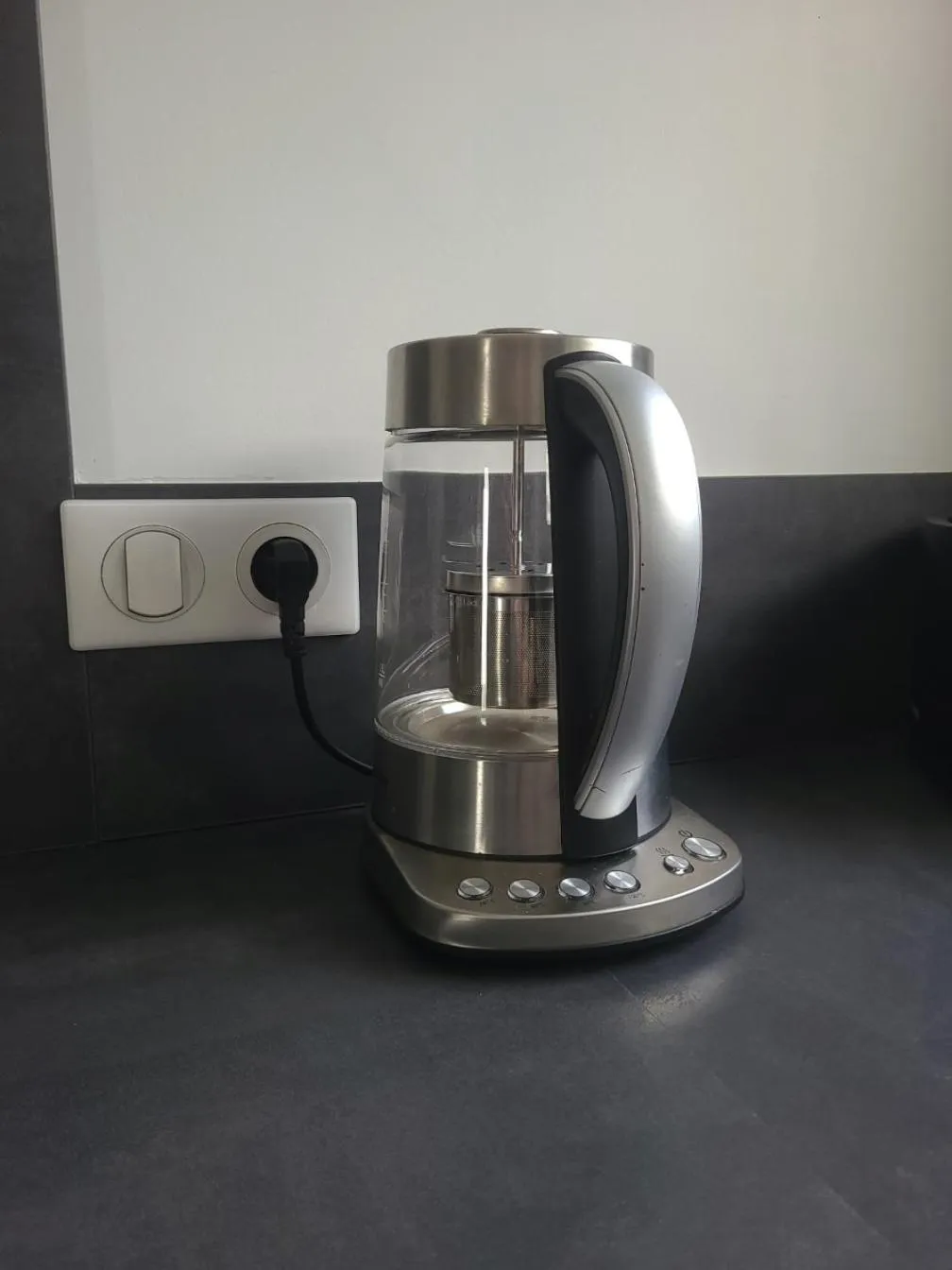 Coffee/tea facilities in L'escale Romanesque