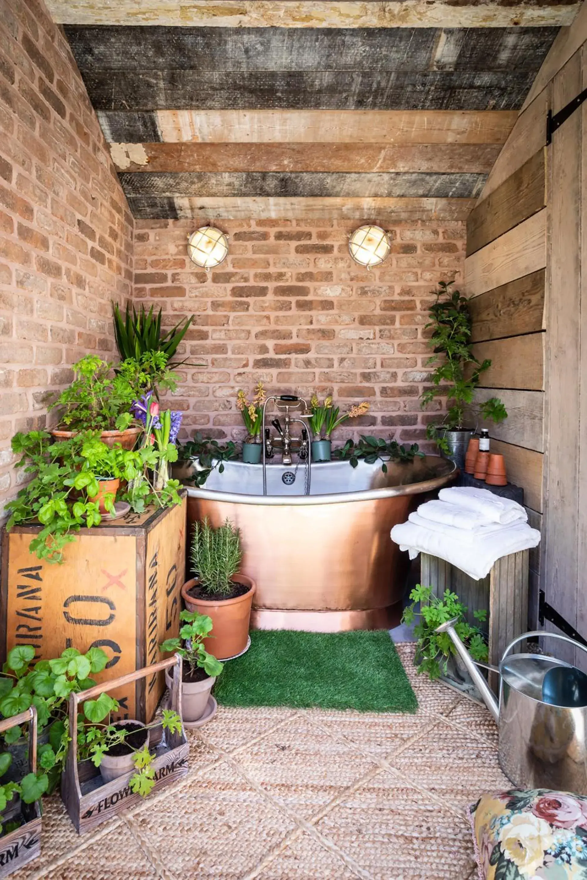 One-Bedroom Apartment in The Walled Garden at Cheshire Boutique Bathhouse One-Bedroom Apartment in The Walled Garden at Cheshire Boutique Bathhouse