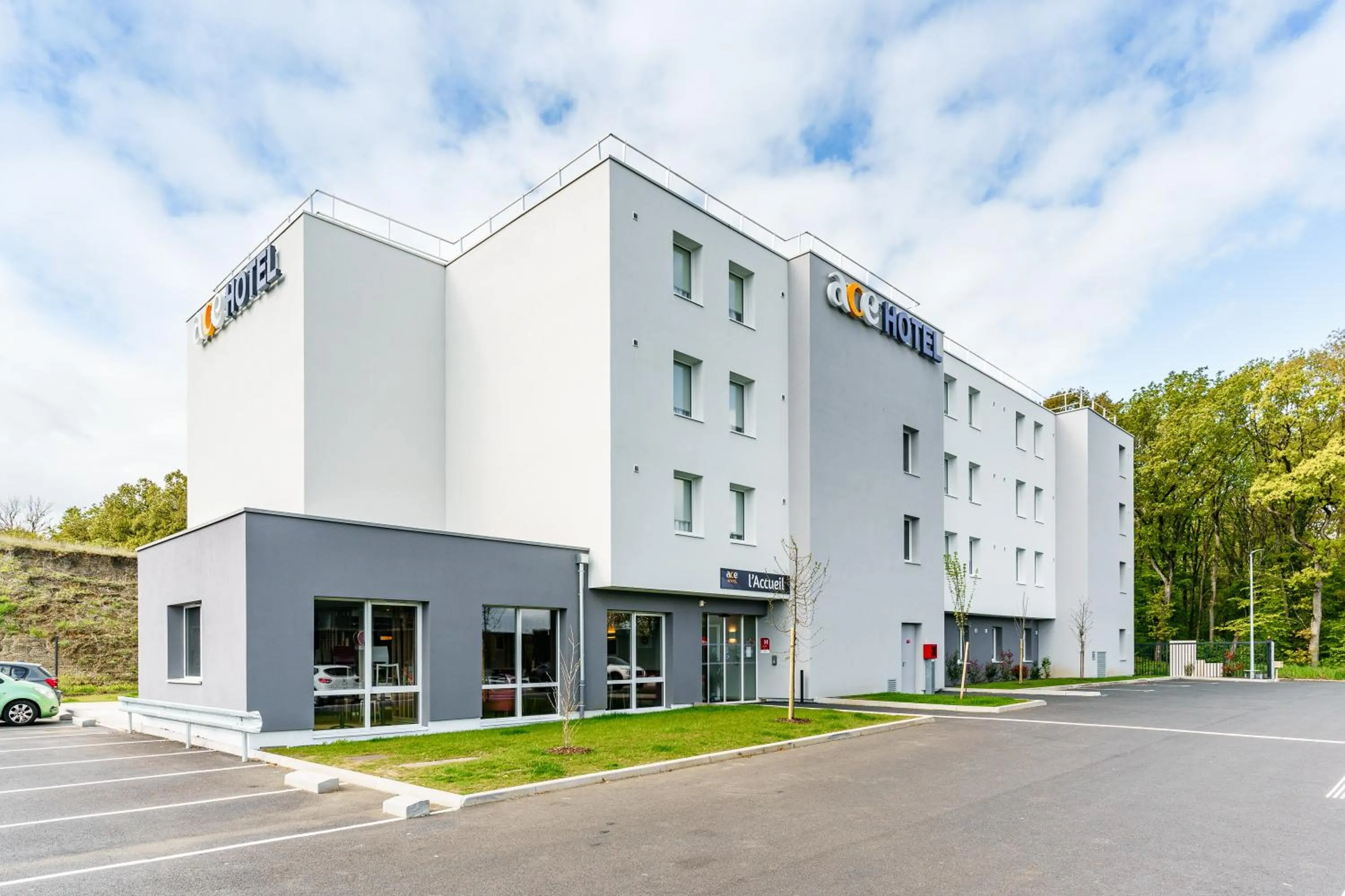 Property building in ACE Hôtel Metz