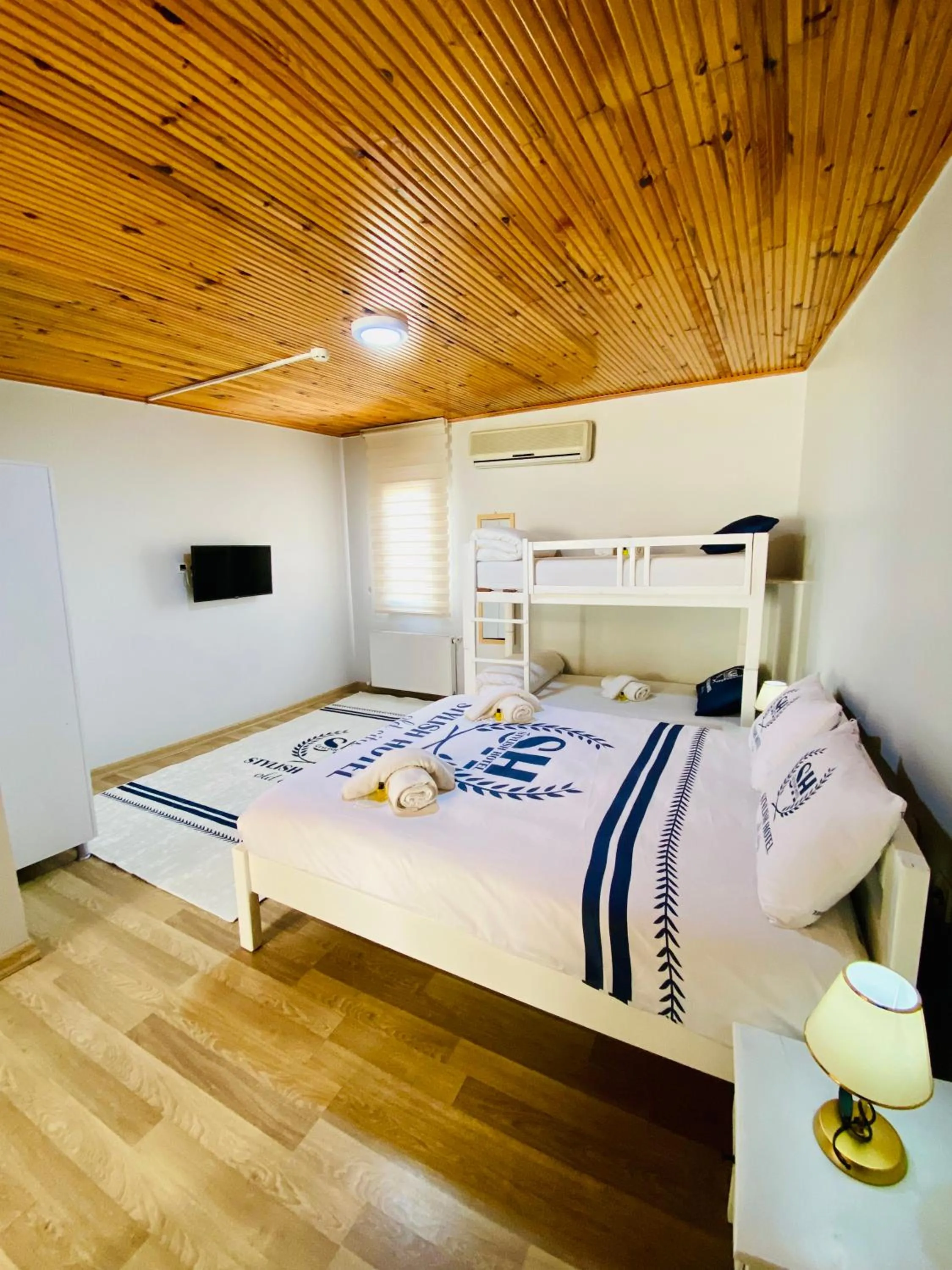 Bed in Stylish Hotel Old City