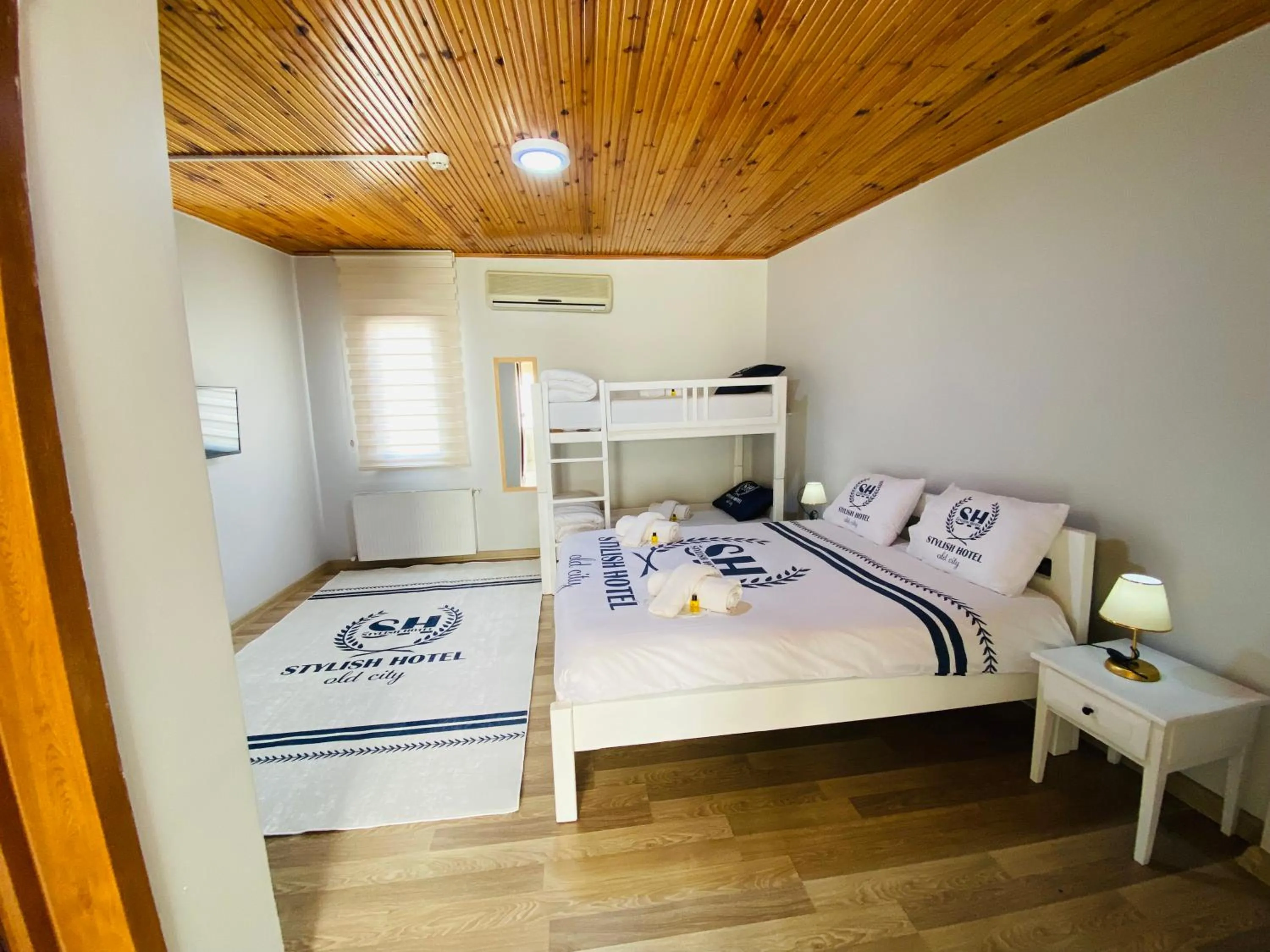 Bed in Stylish Hotel Old City