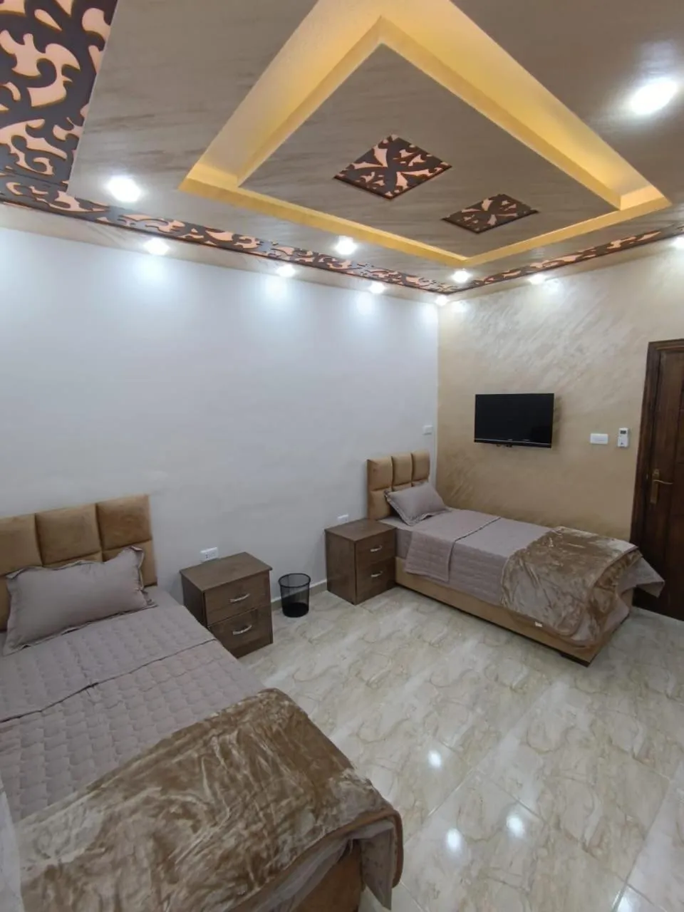 Triple Room with Private Bathroom in Petra downtown house