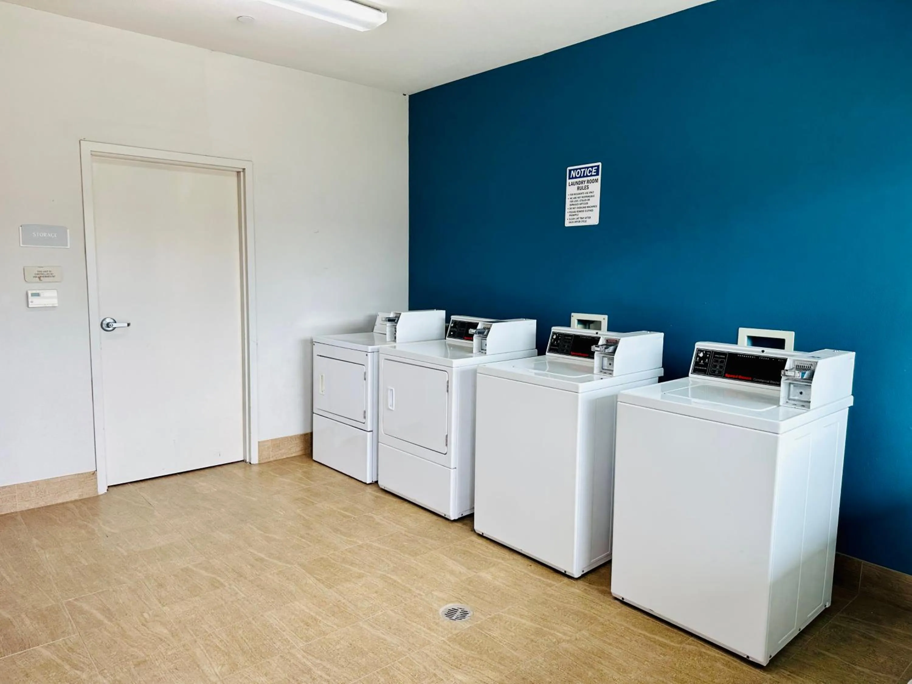 laundry in Lonestar Inn