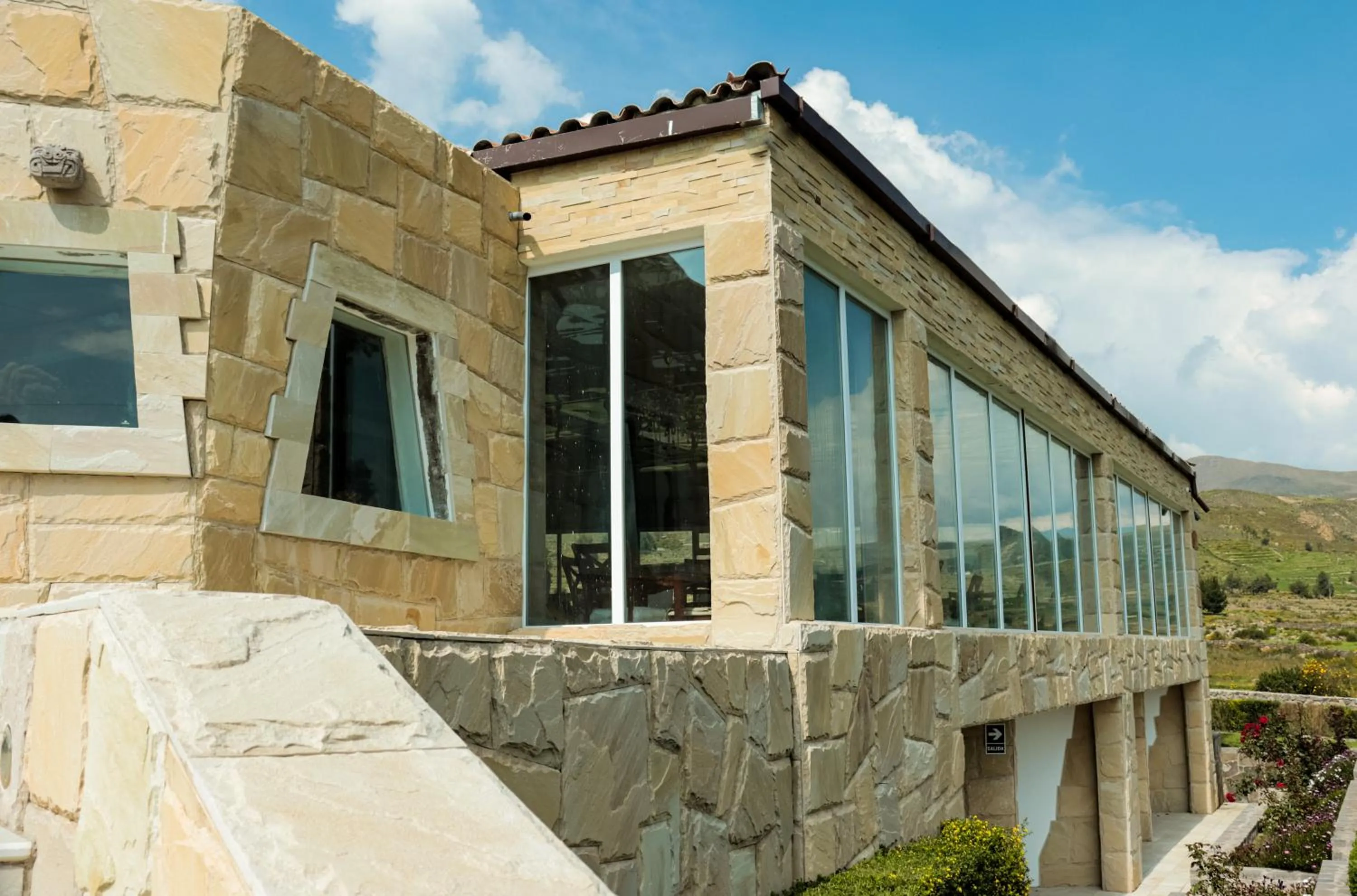 Property building in Hotel Puerta del Sol Colca