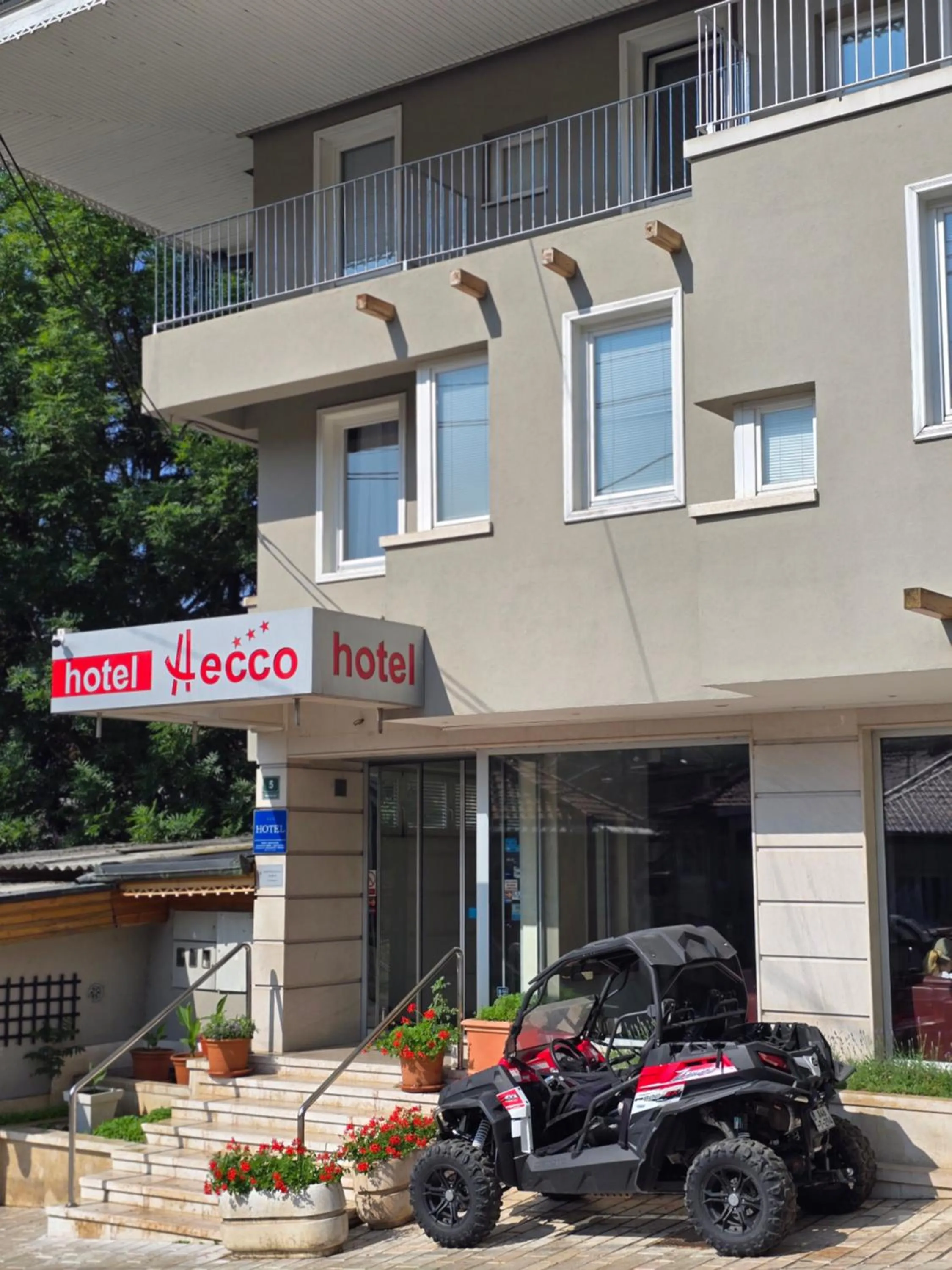 Property building in Hotel Hecco