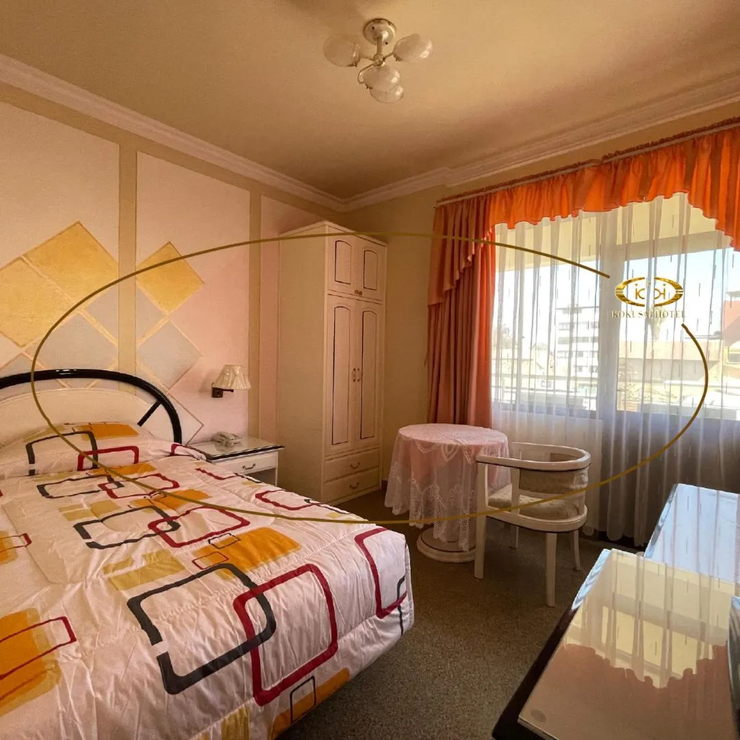 Property building, Bed in Hotel Kokusai