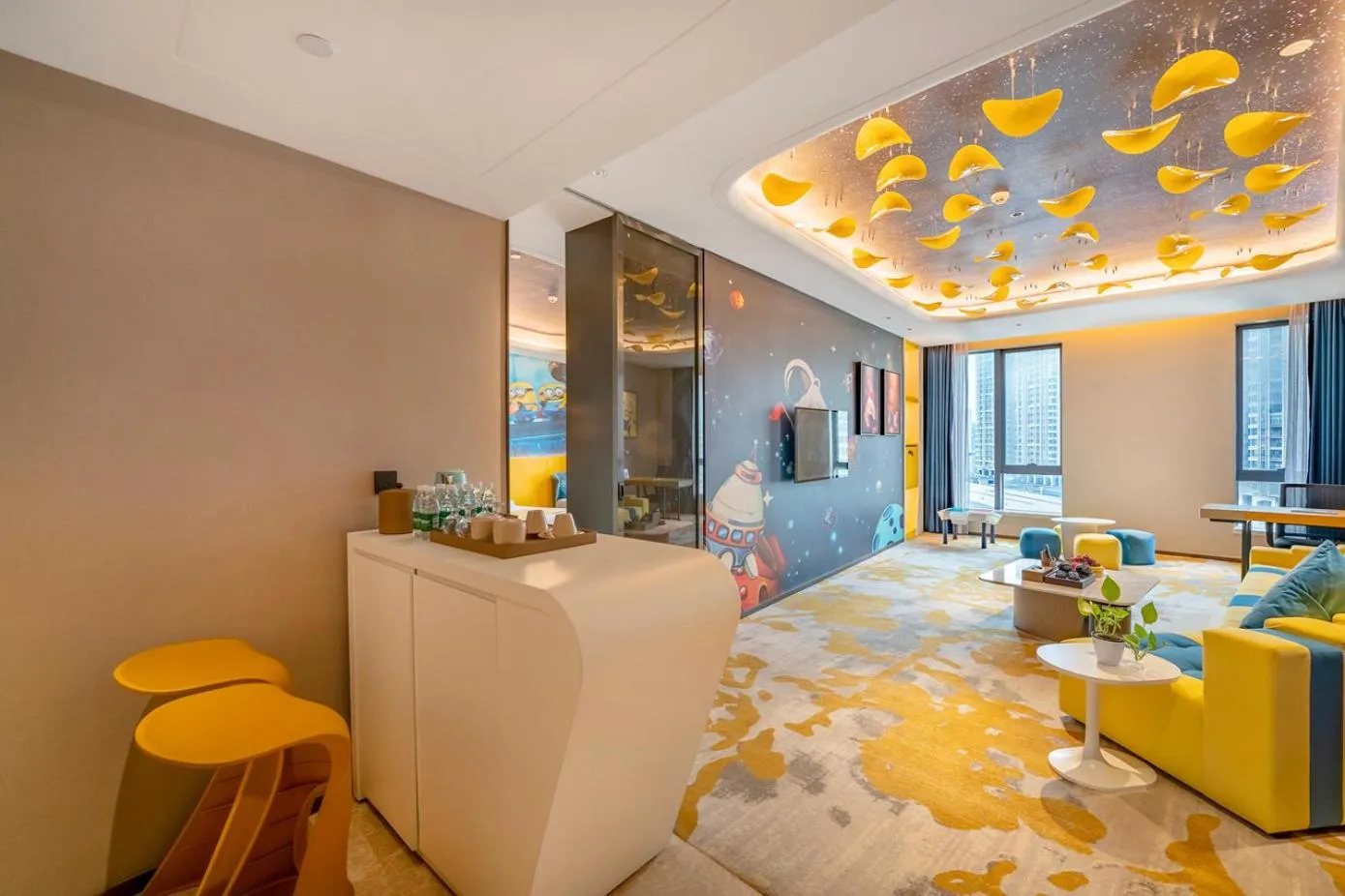 Living room in Evwa Platinum Hotel