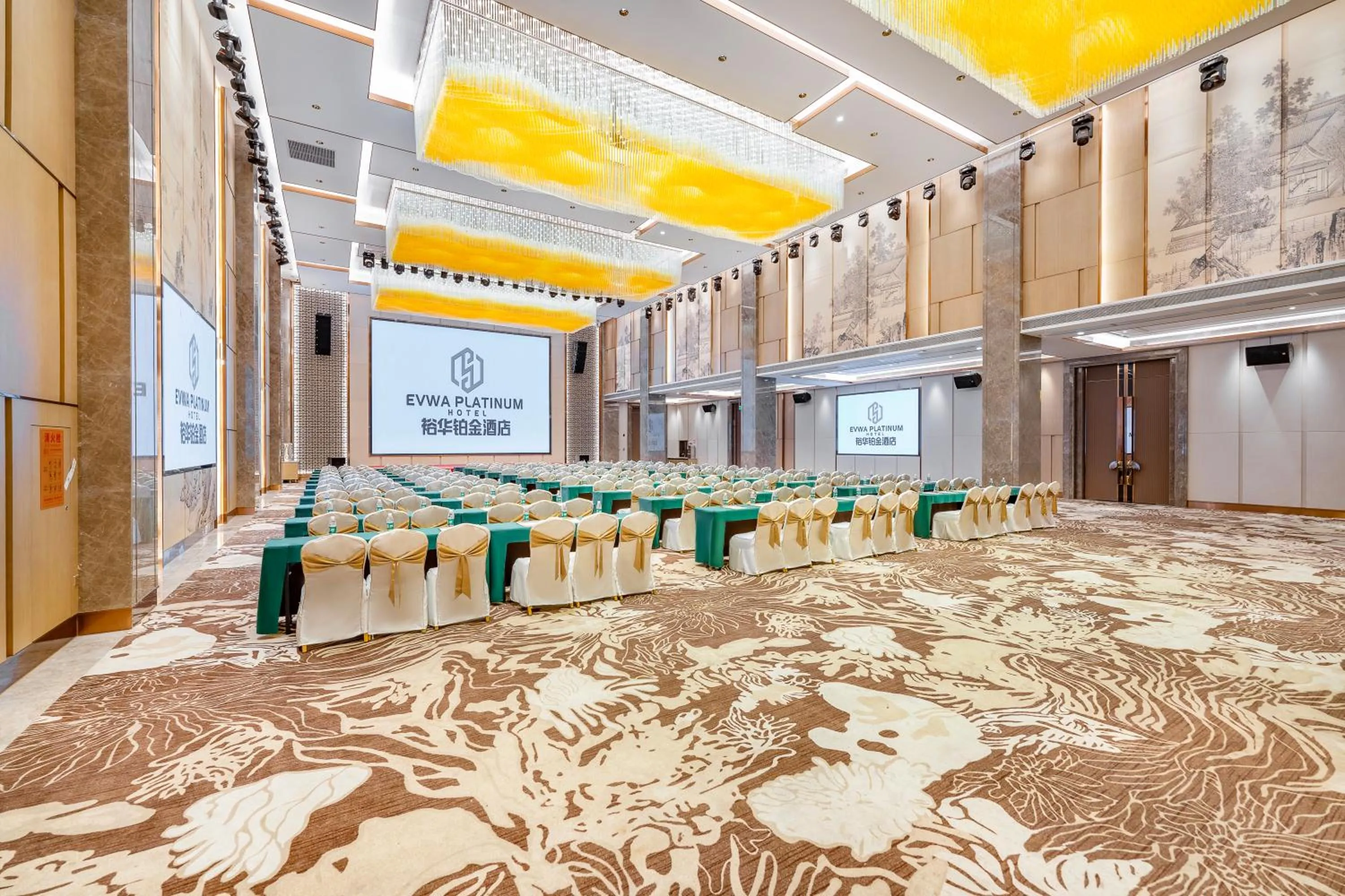 Meeting/conference room in Evwa Platinum Hotel