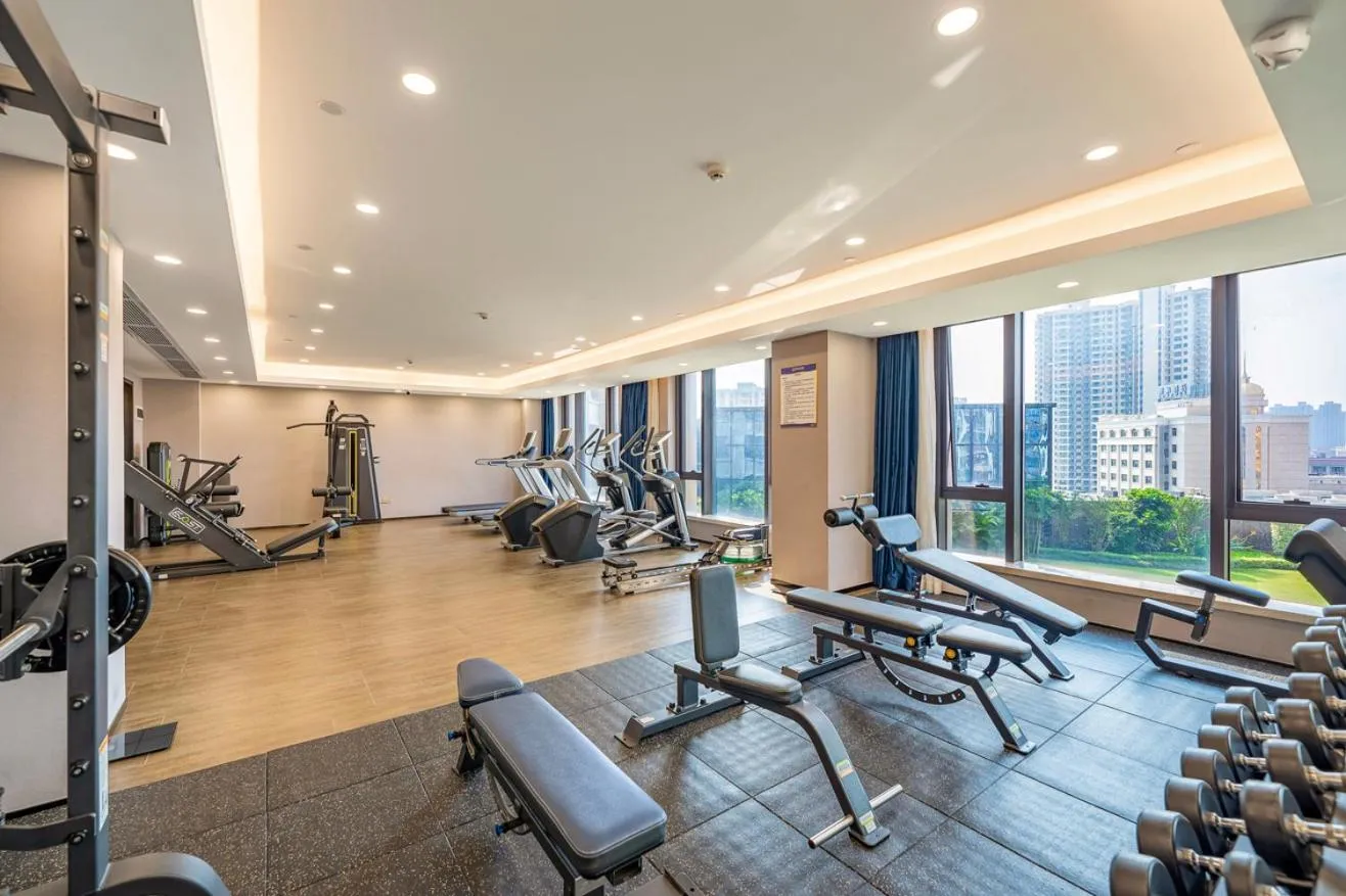 Fitness centre/facilities in Evwa Platinum Hotel