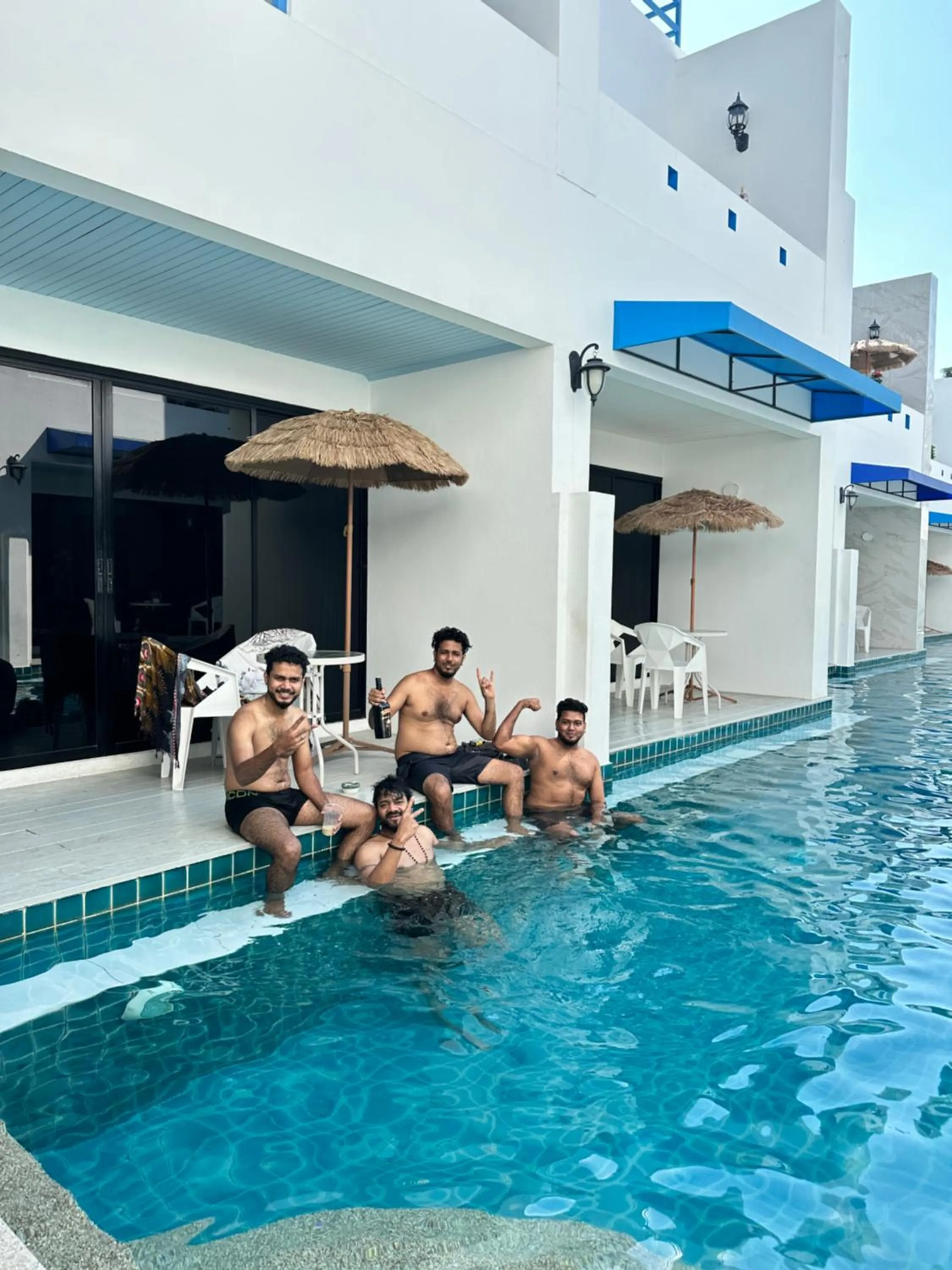 group of guests in Mona Lisa pool villa
