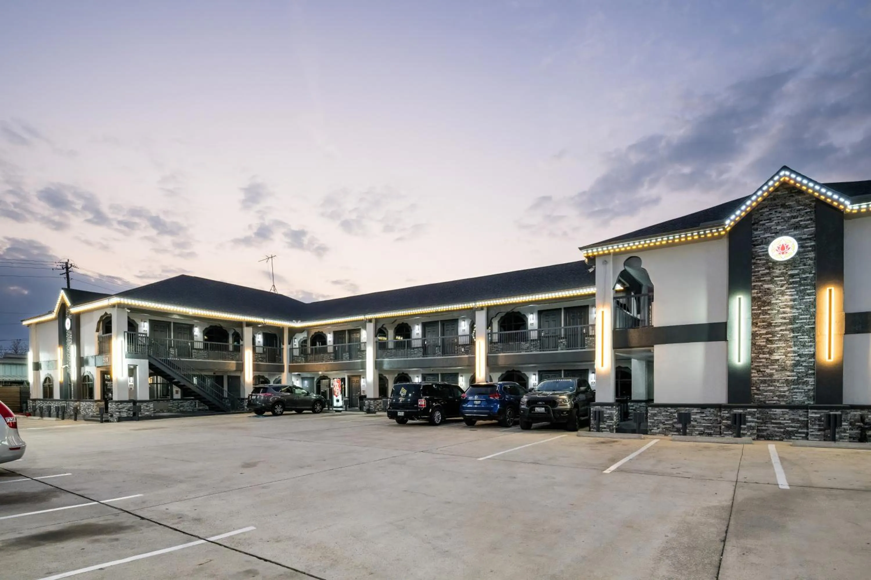 Property building in Downtowner Inns - Houston Downtown & Convention Center