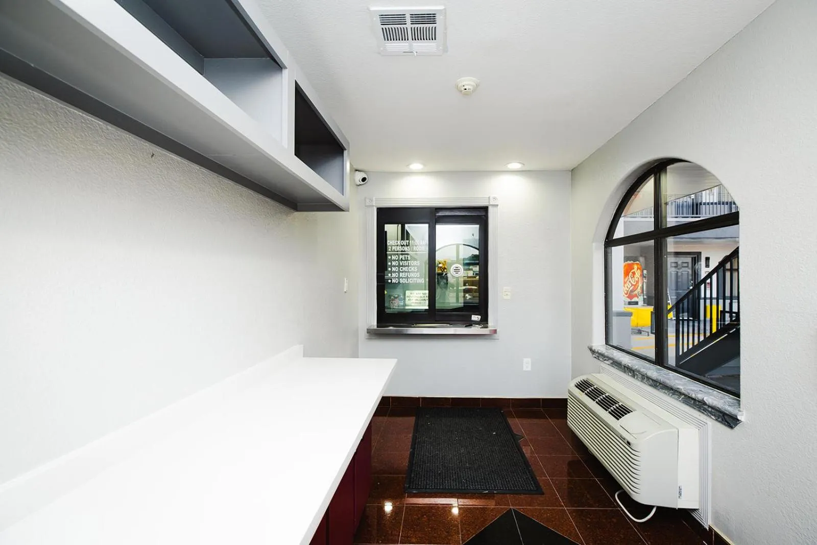 Lobby or reception in Downtowner Inns - Houston Downtown & Convention Center