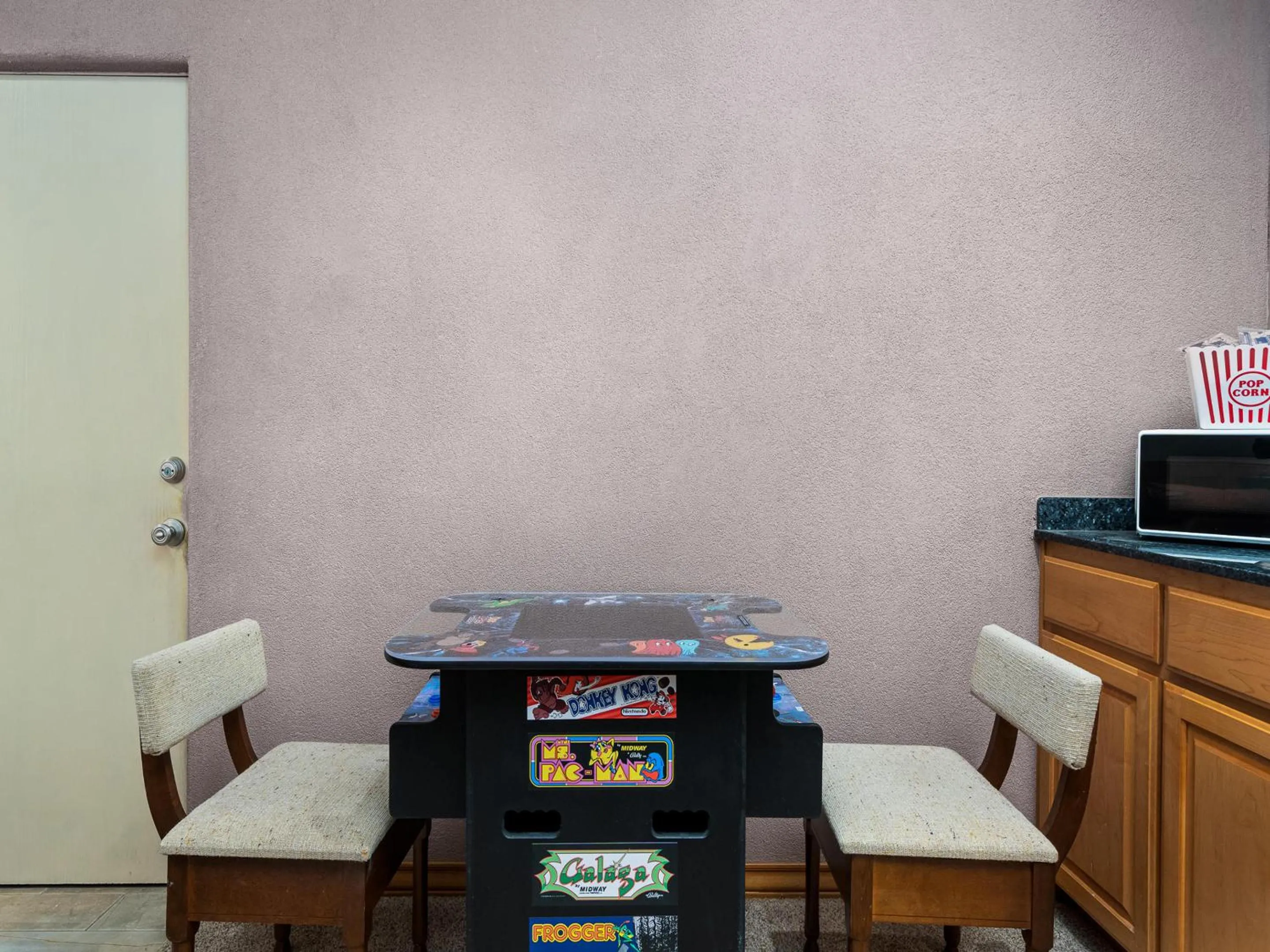 Property building in Rockports Hidden Gem