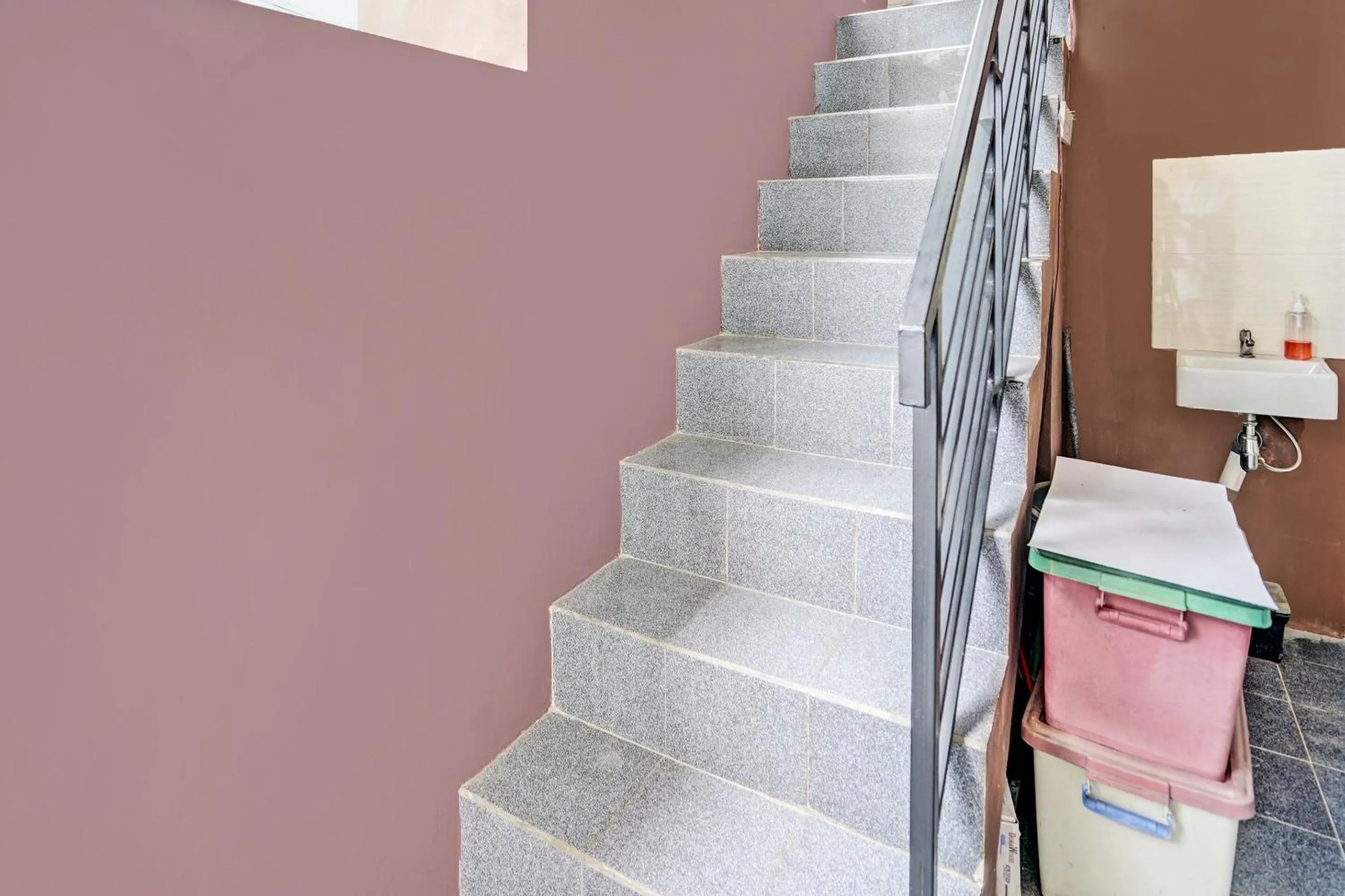 Lobby or reception in Hotel O Sunlo Cozy Home Family Homestay Syariah