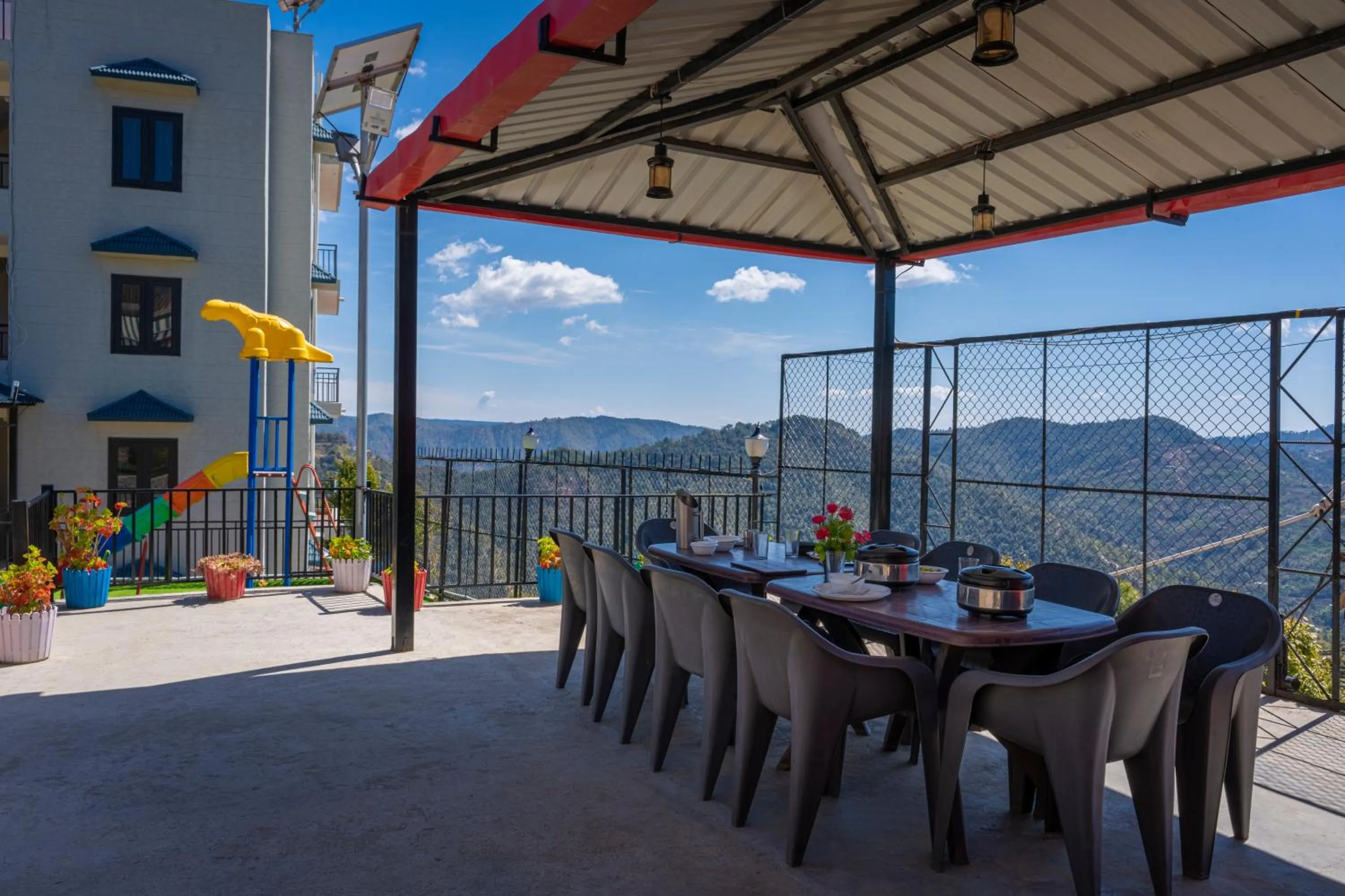 Property building in Viable Inn by Vista Stays