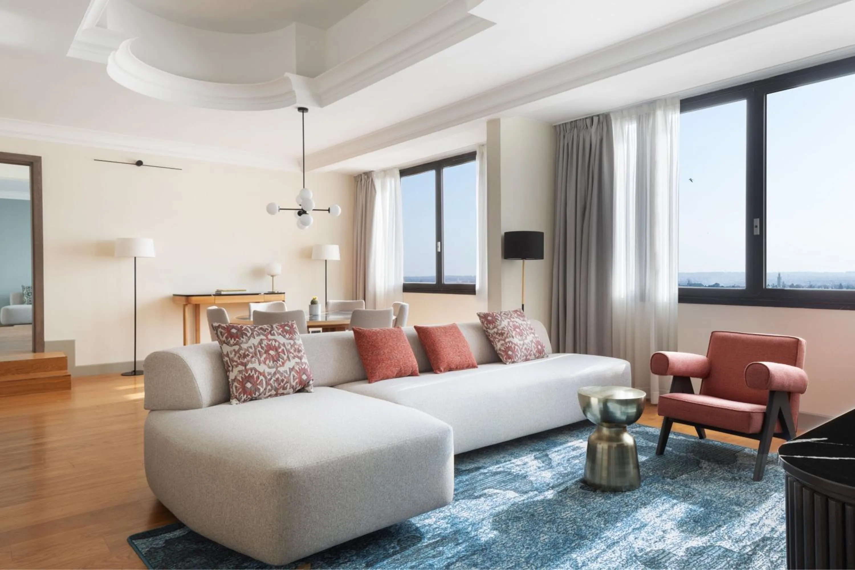 Photo of the whole room in Casablanca Marriott Hotel