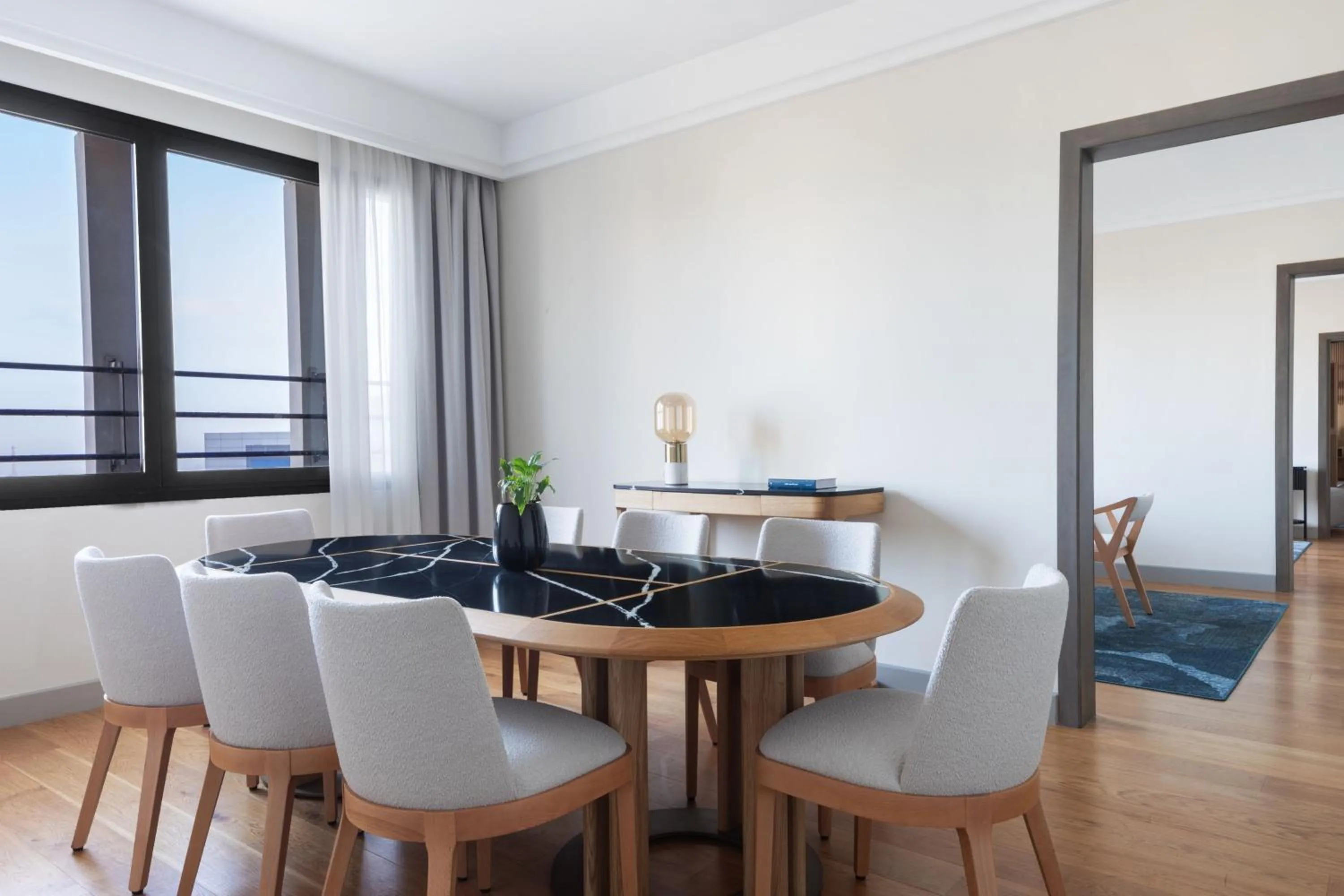 Photo of the whole room in Casablanca Marriott Hotel