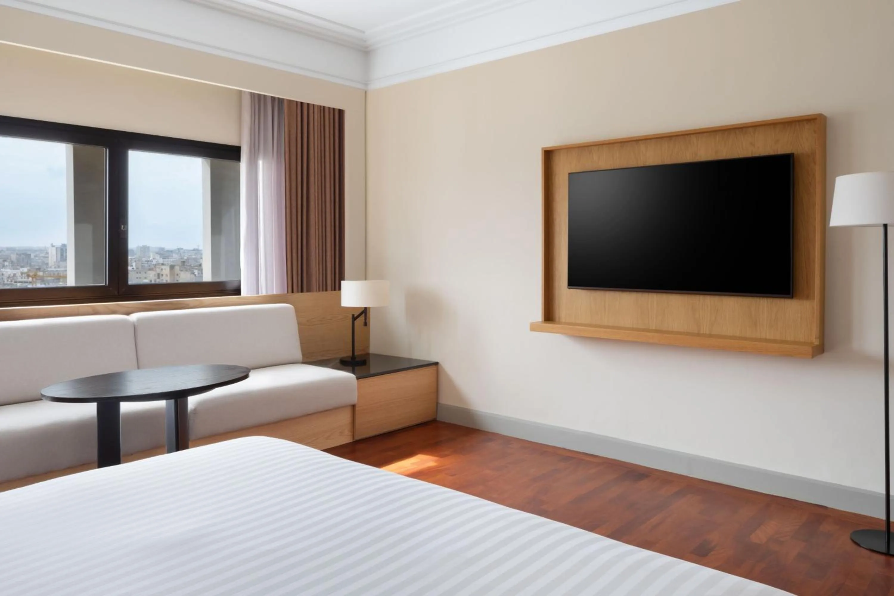 Photo of the whole room, Bed in Casablanca Marriott Hotel