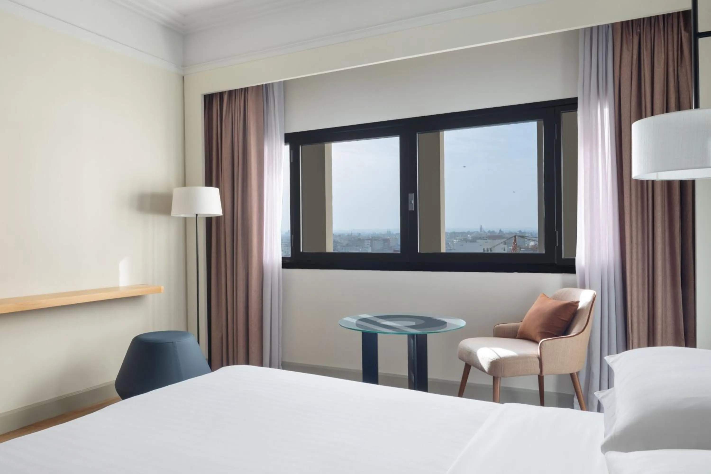 Photo of the whole room, Bed in Casablanca Marriott Hotel