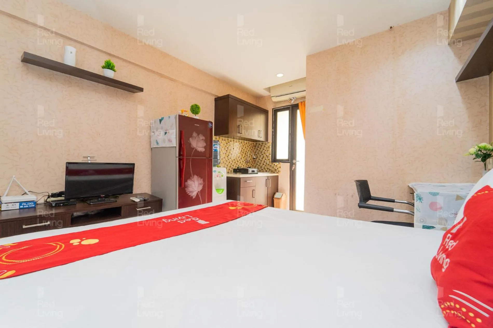 Bedroom, Bed in RedLiving Apartemen Kebagusan City - Nuna Rooms