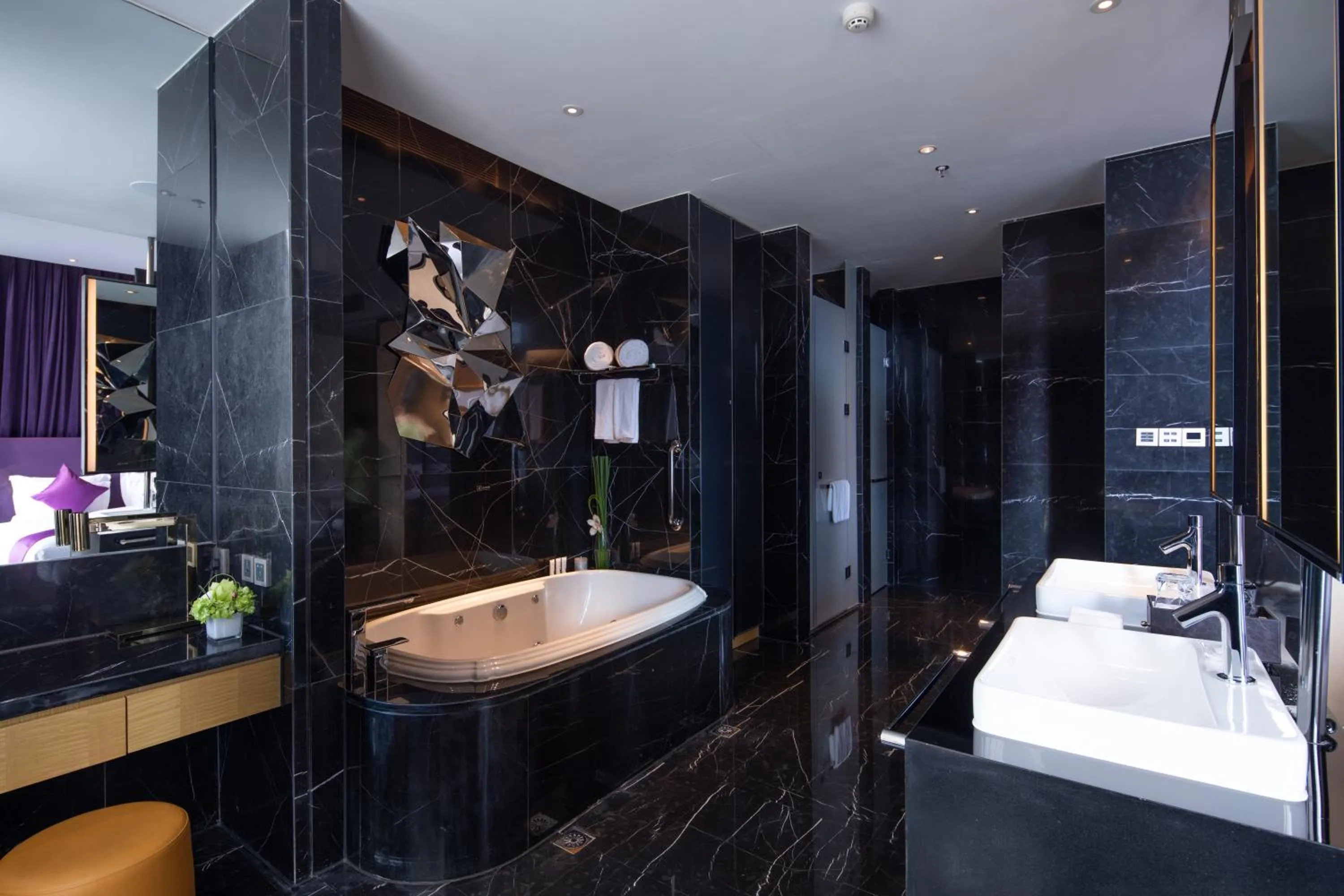Bathroom in Rocase Boutique Hotel Wuxi